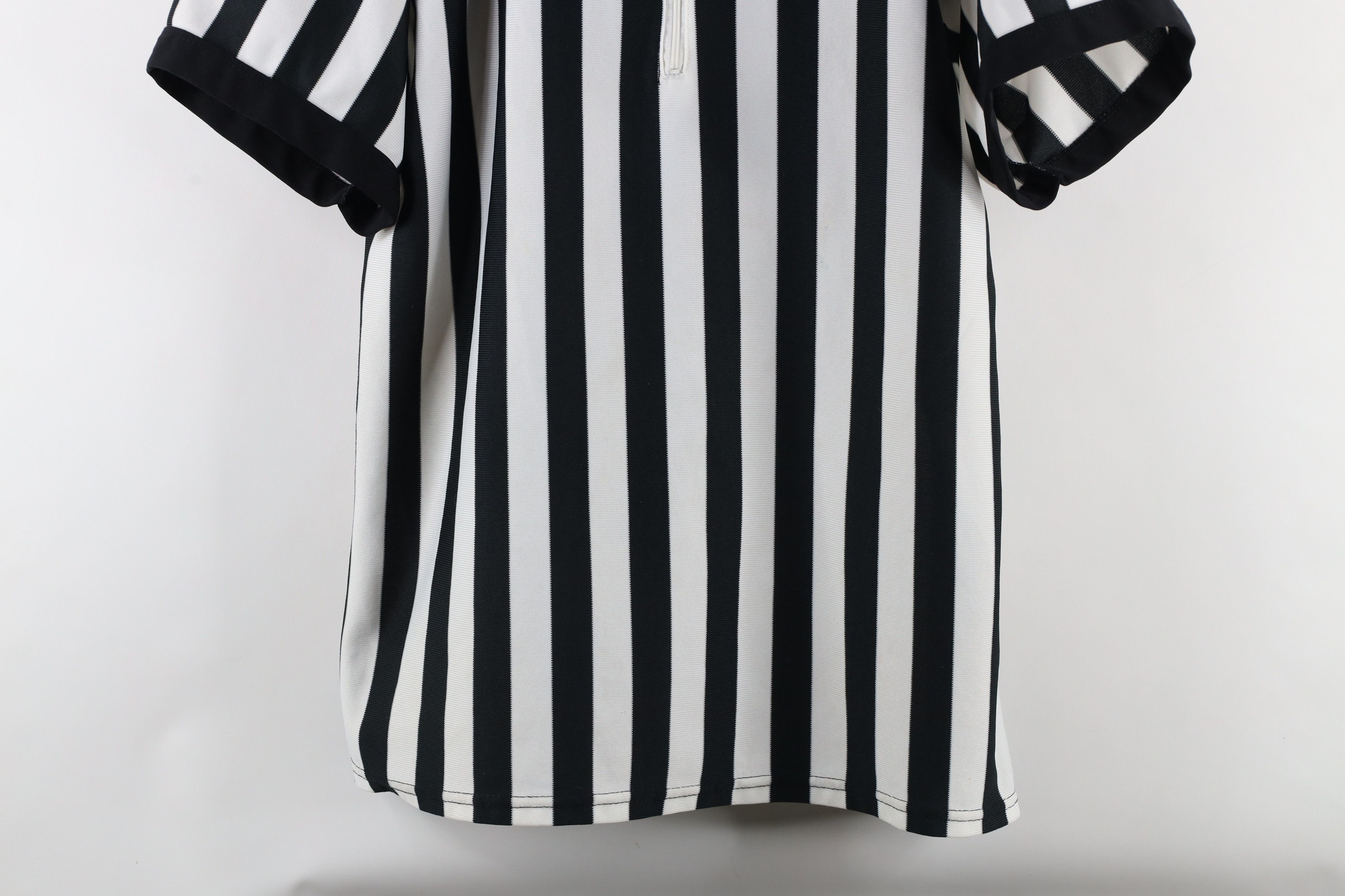 Vintage Vintage 70s Streetwear Referee Uniform Jersey Polo USA Size US L / EU 52-54 / 3 - 3 Thumbnail