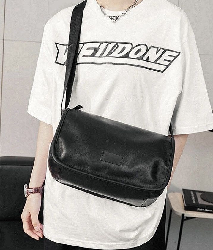 Japanese Brand Fashion y2k faux leather shoulder bag messenger bag casual Size ONE SIZE - 1 Thumbnail