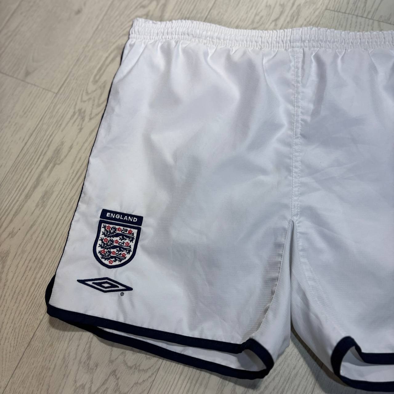 Umbro Umbro England vintage short Size:XS Size US 28 / EU 44 - 3 Thumbnail