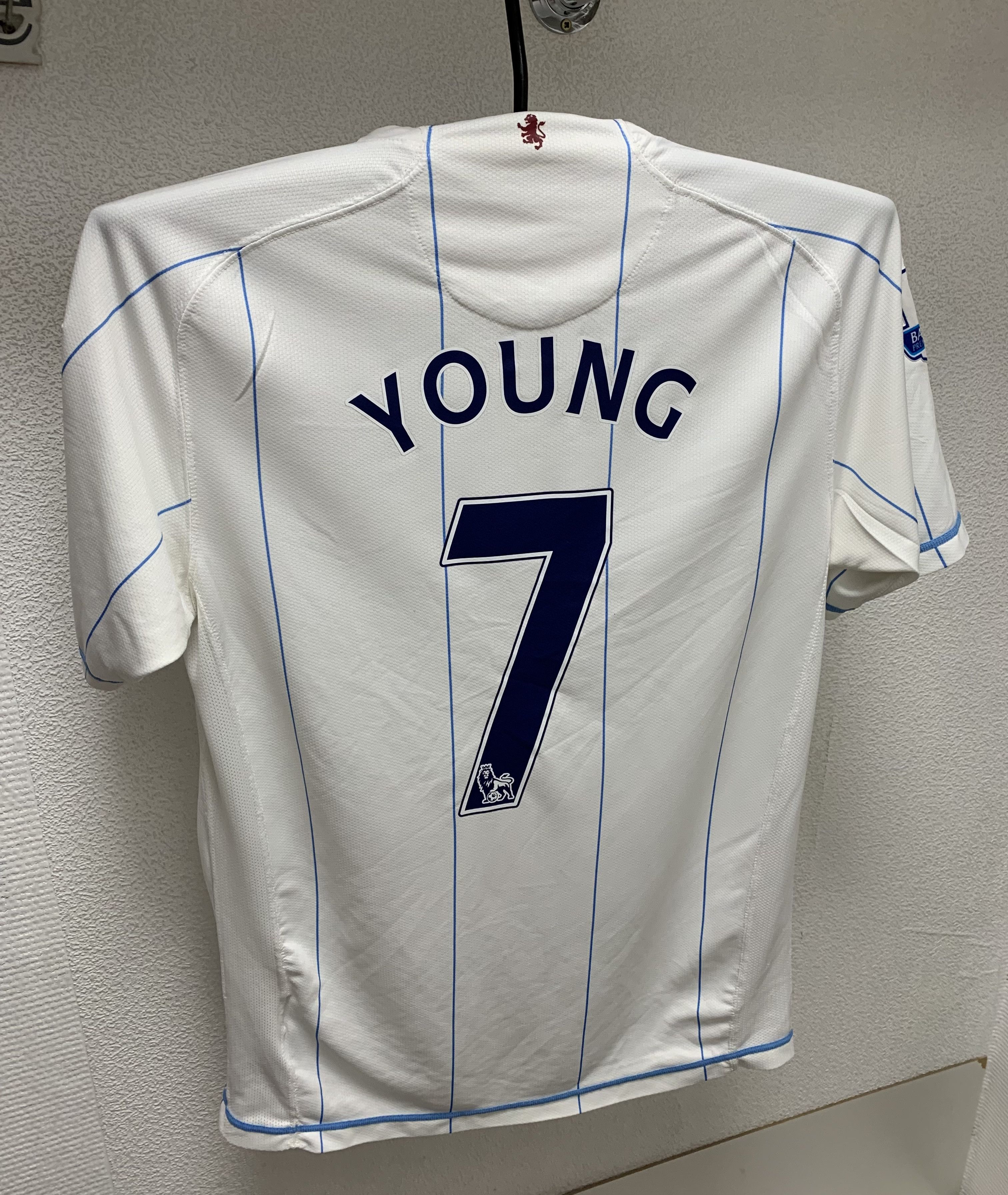 Nike Young 7 Nike Aston Villa AVFC 07/08 vintage soccer jersey m Size US M / EU 48-50 / 2 - 1 Thumbnail
