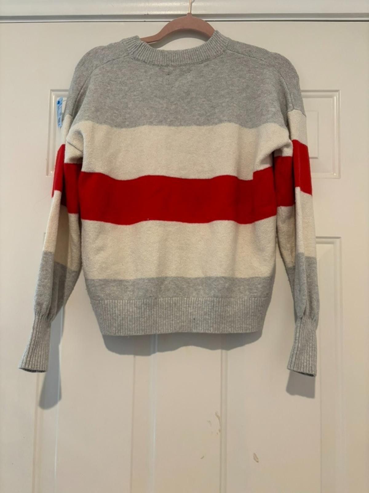 Lucky Brand Womens Lucky Brand sz S red, white, and grey sweater #338 Size S / US 4 / IT 40 - 2 Thumbnail