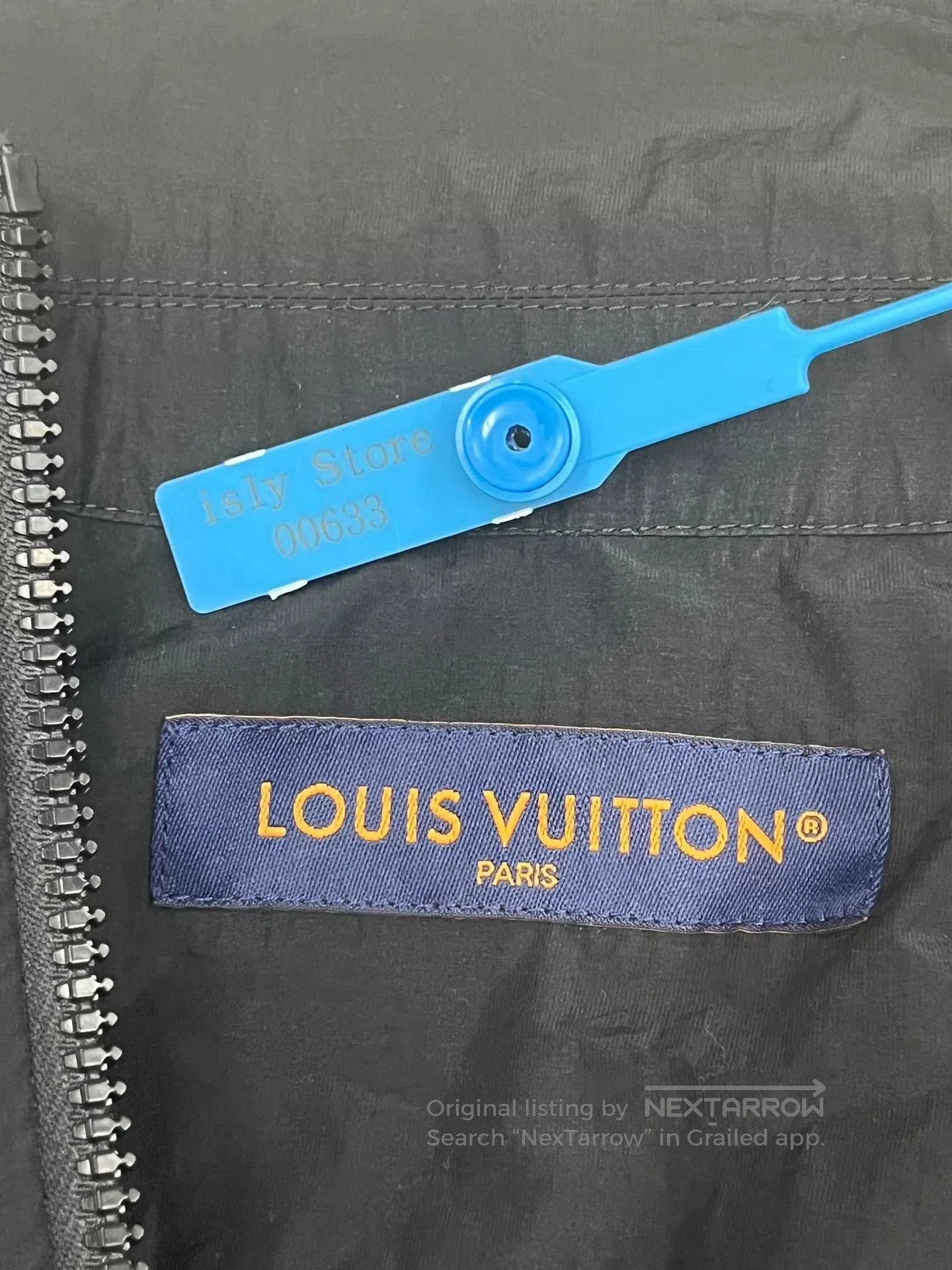 Louis Vuitton louis vuitton fw23 half. Size US S / EU 44-46 / 1 - 4 Thumbnail