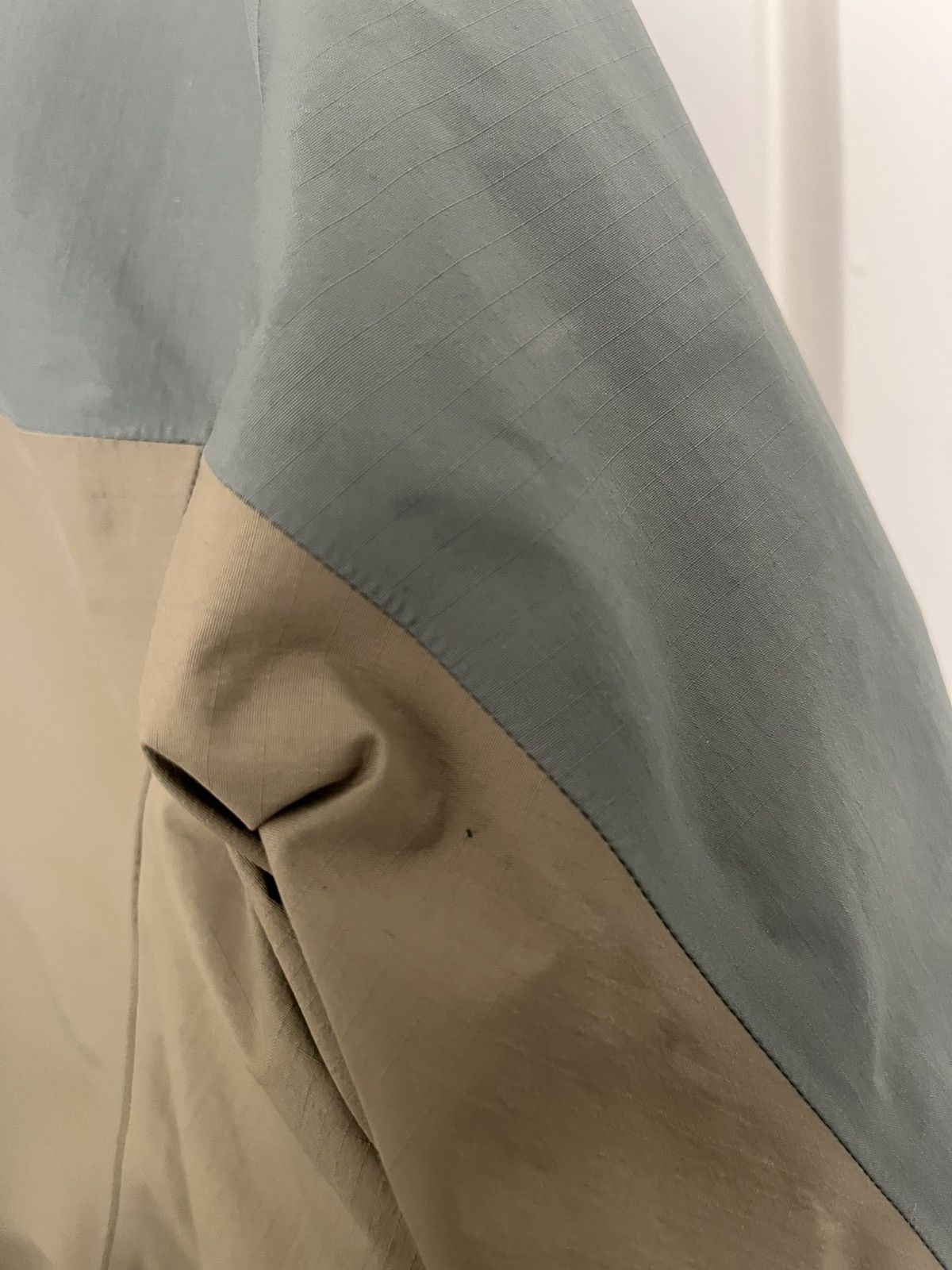 Arc'teryx × Beams Plus Arcteryx Beta SL X Beams, Parka green Size US M / EU 48-50 / 2 - 6 Thumbnail