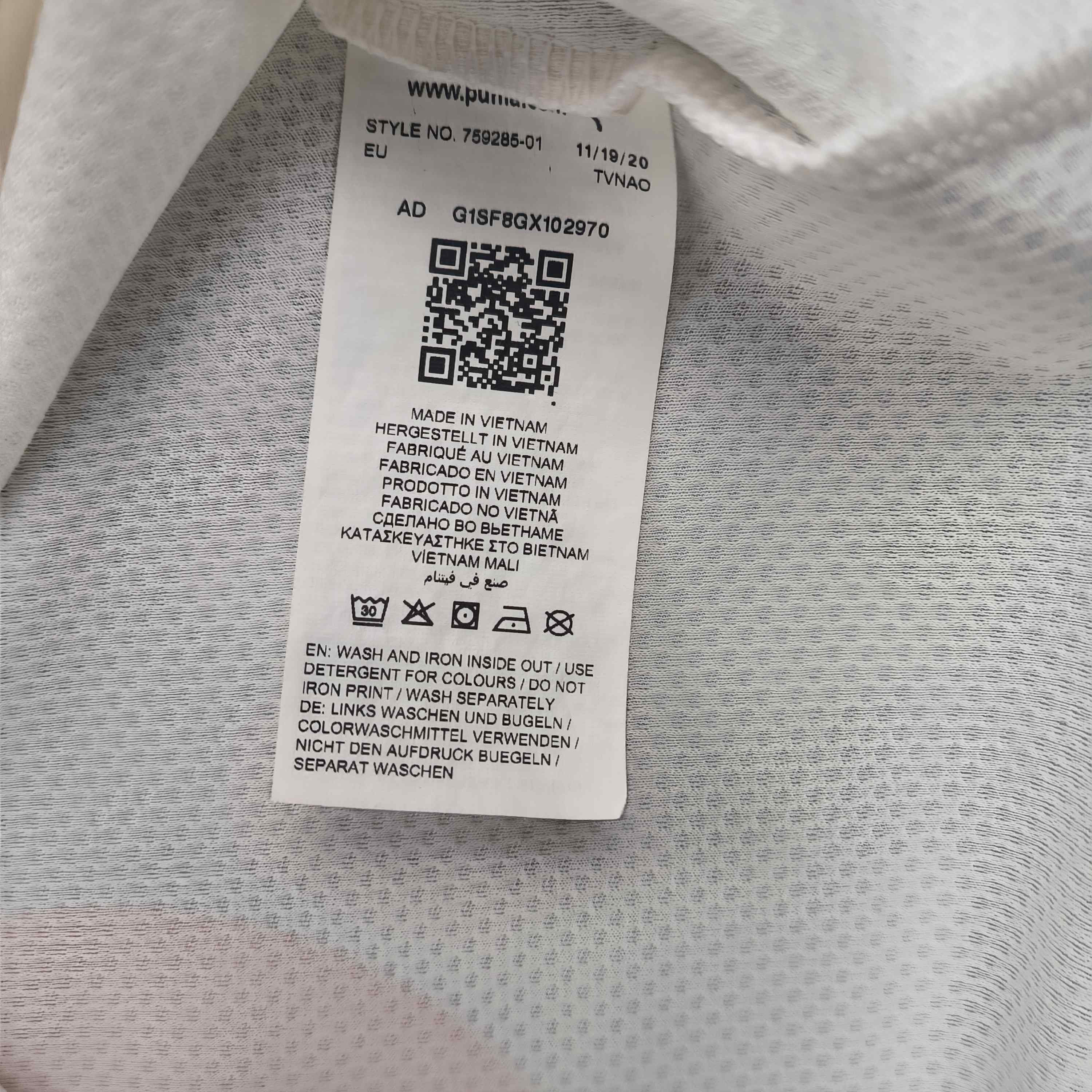 Puma Marseille 2021-22 Puma home Kamara football jersey size L Size US L / EU 52-54 / 3 - 6 Thumbnail