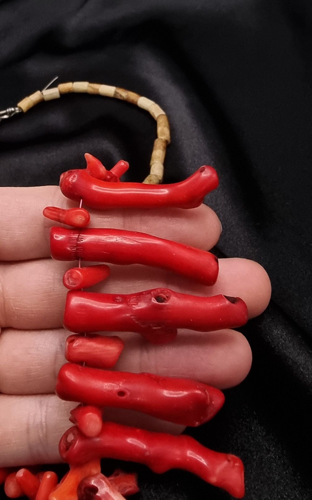 Vintage Genuine Coral Vintage Necklace With Unique Red Coral Branche Size ONE SIZE - 5 Thumbnail