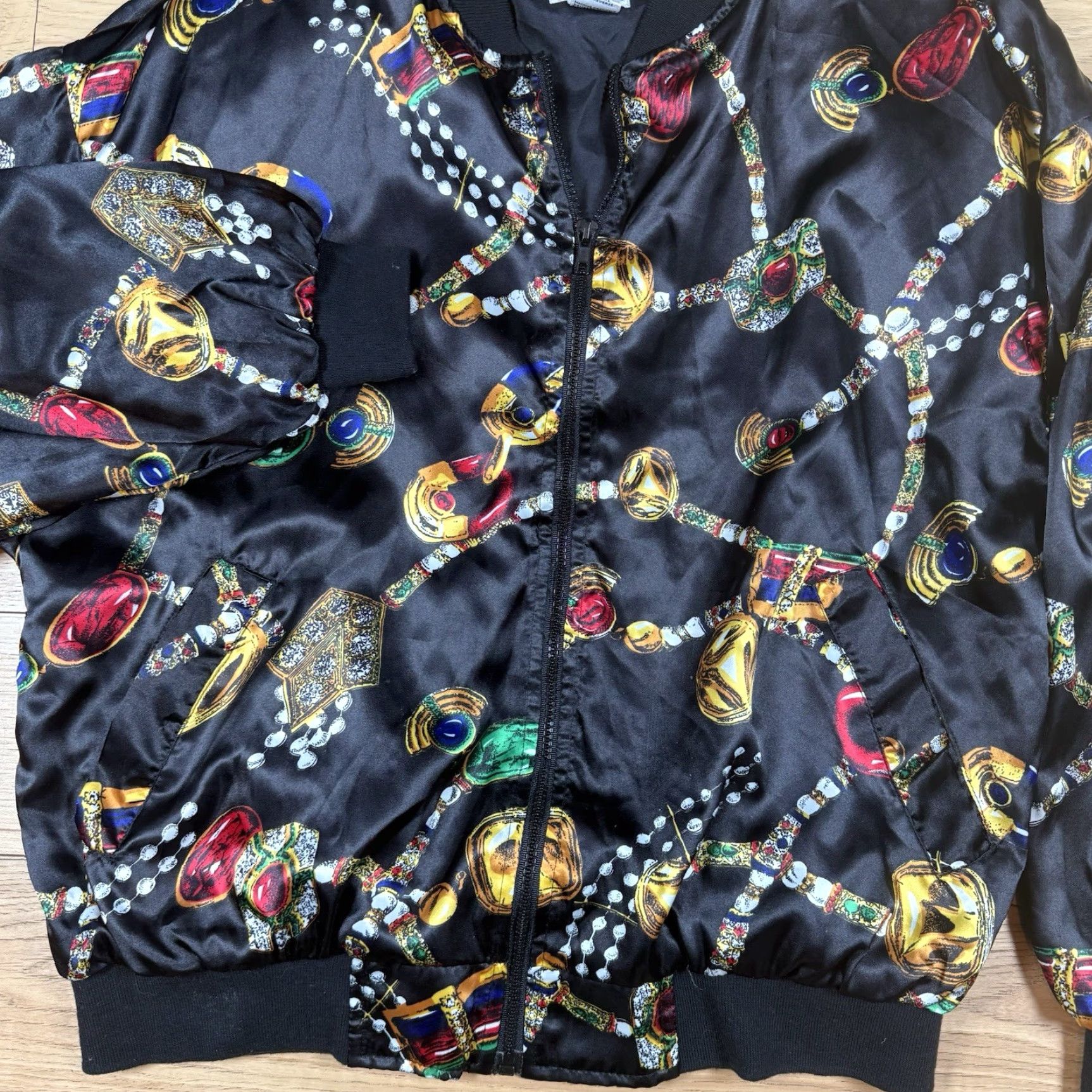 Gloria Vanderbilt VINTAGE Gloria Vanderbilt Bomber Jacket Women Large Black 80s Zip Up Jewel AOP Womens L Jacket Size L / US 10 / IT 46 - 3 Thumbnail