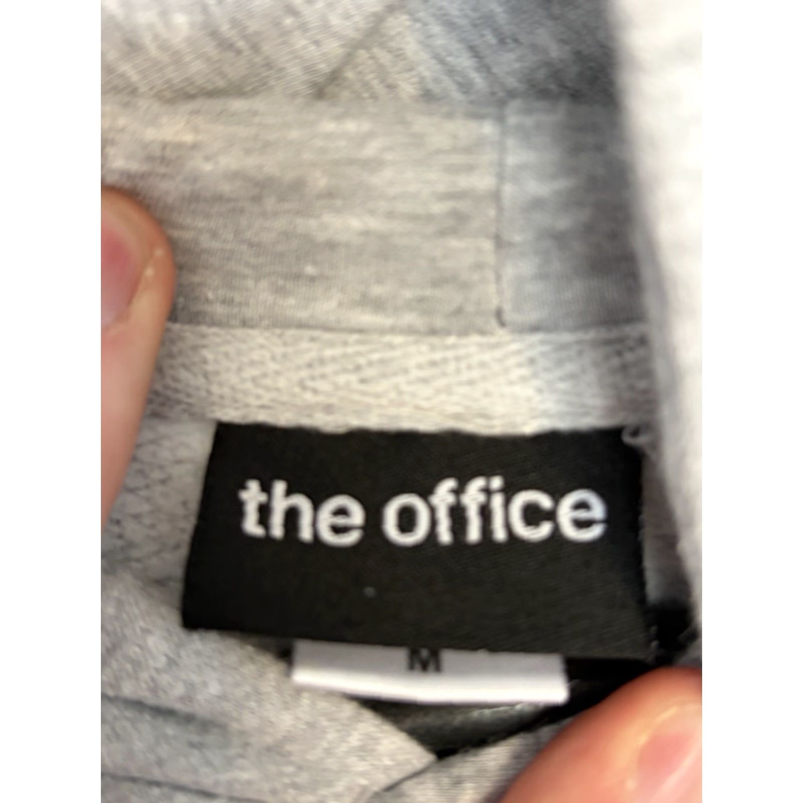 Gildan Dunder Mifflin Mens Sweatshirt Hoodie Gray Pullover Hooded Sweatshirt M Medium Gildan Heavy Blend Logo Crew Neck Fleece Cotton Blend Size US M / EU 48-50 / 2 - 5 Thumbnail