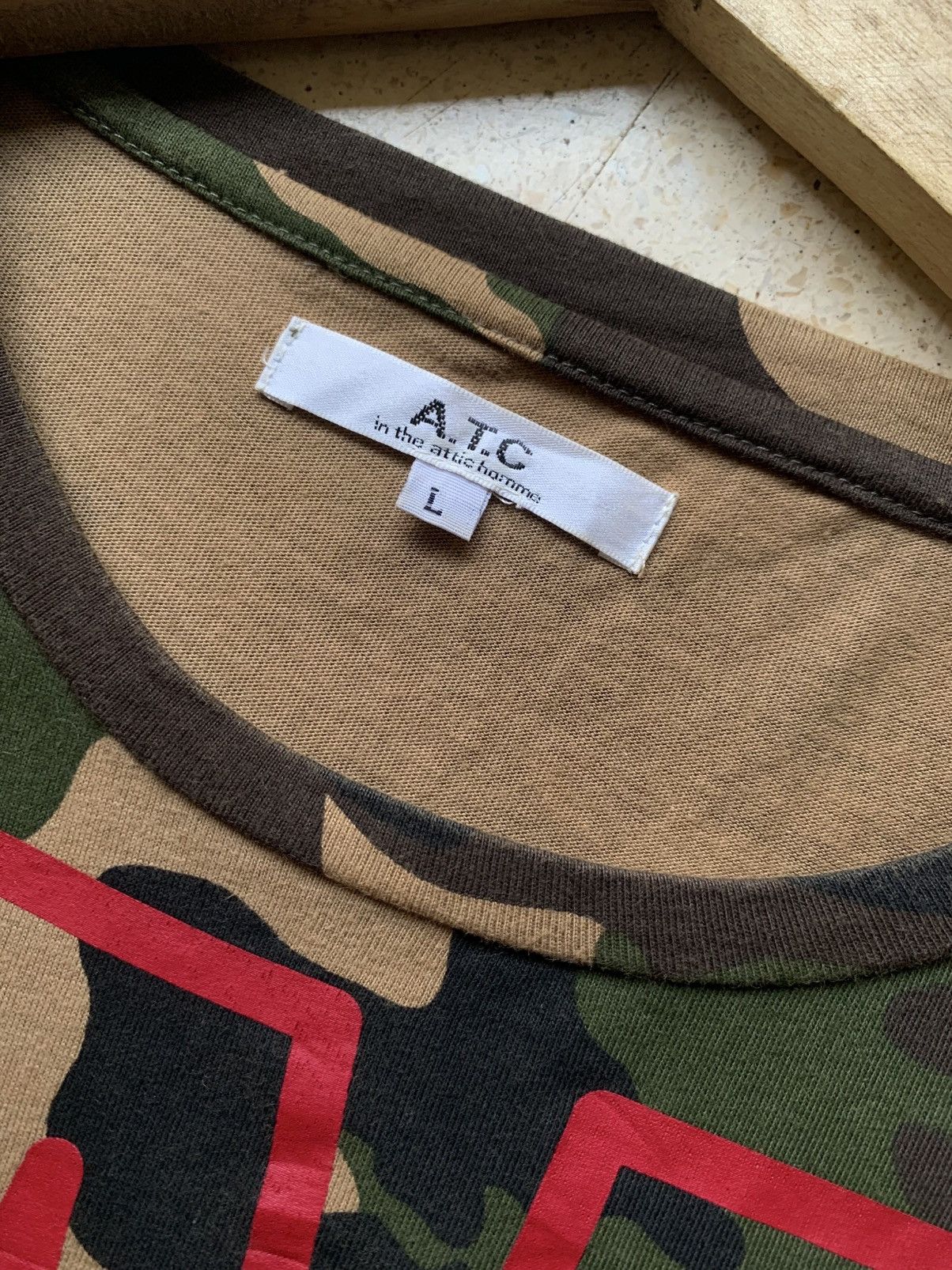 In The Attic In the attic down ward deep poem camo Size US L / EU 52-54 / 3 - 7 Thumbnail