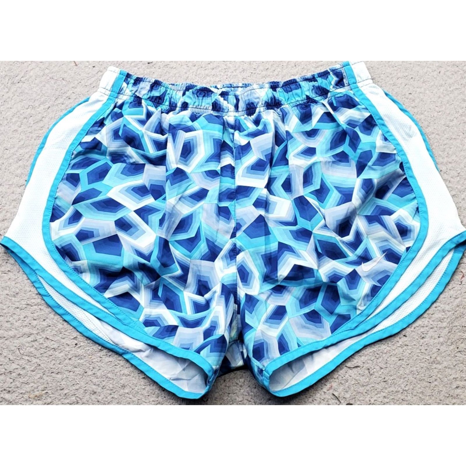 Nike Nike Athletic Shorts Womens M Multi Geo Print Dri Fit Elastic Waist Drawstring Size 32" / US 10 / IT 46 - 2 Thumbnail