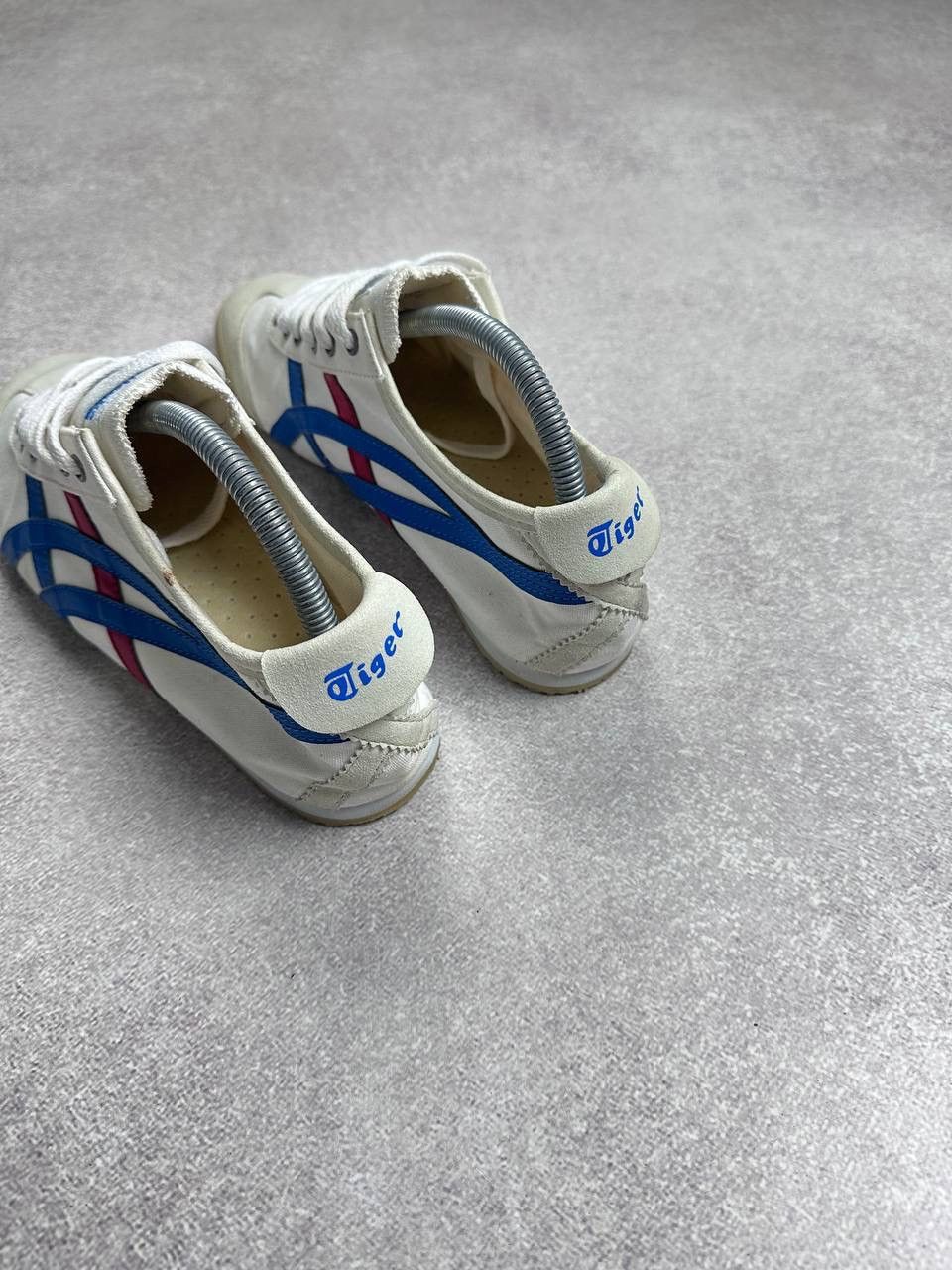Asics Vintage Asics Onitsuka Tiger Mexico 66 Kill Bill Sneakers Size US 9 / EU 42 - 8 Thumbnail