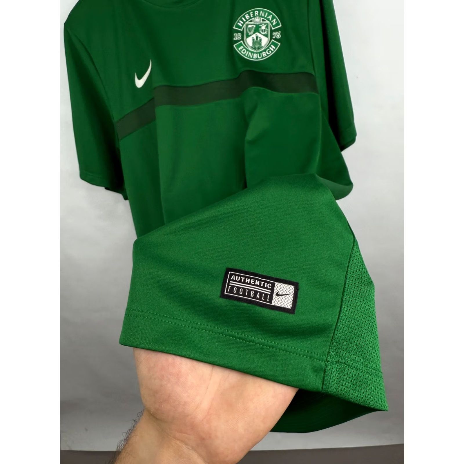 Nike Nike Hibernian Edinburg Soccer T-Shirt XL/XXL Green Mens Product (Vintage? 2016) Size US XXL / EU 58 / 5 - 6 Thumbnail