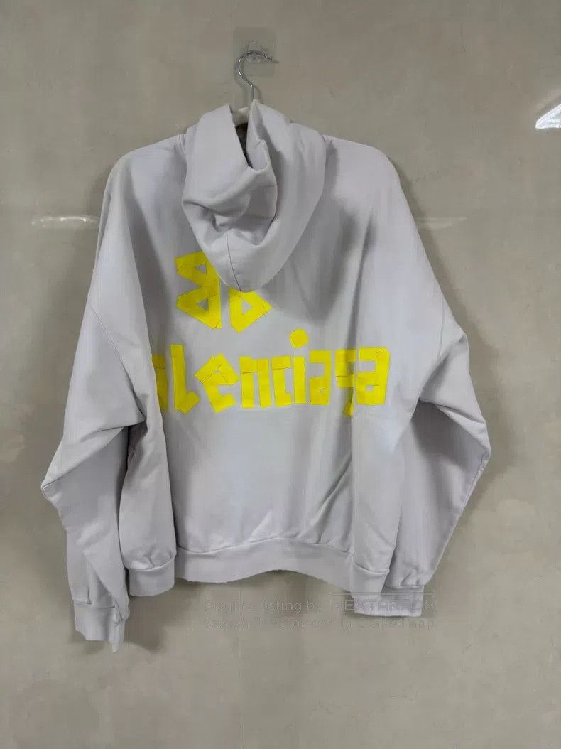 Balenciaga Balenciaga Ripped Letter Printed Hooded Sweatshirt Size US S / EU 44-46 / 1 - 2 Thumbnail