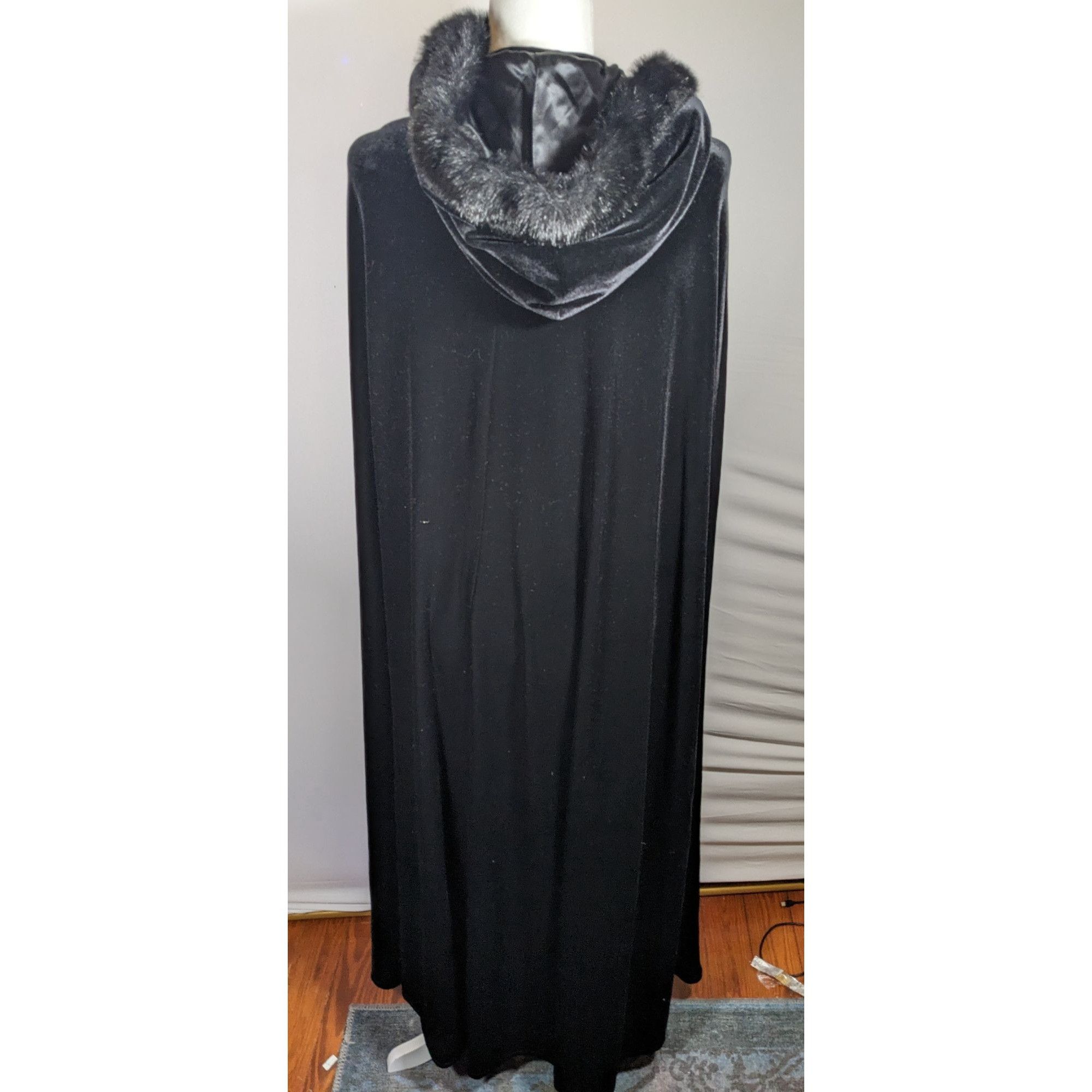 Other Vintage Gothic Jeffrey & Dara Evenings By Tom Barra Velvet H Size ONE SIZE - 16 Thumbnail