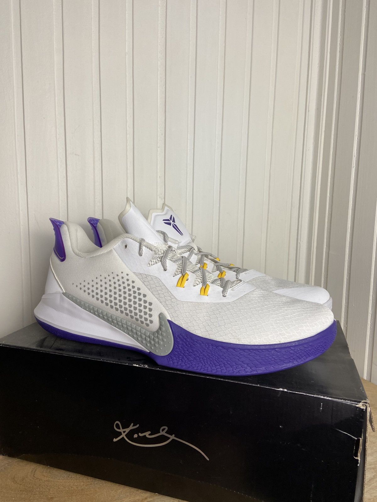 Nike New Nike Mamba Fury "Lakers Home" Size 17US Size US 15 / EU 48 - 5 Thumbnail