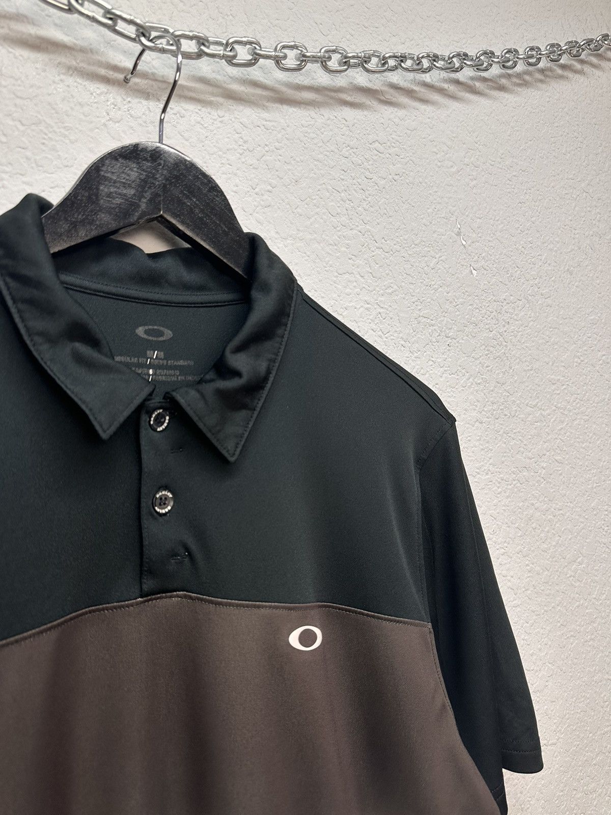 Oakley Vintage Oakley T-shirt Y2k gore cope outdoor glasses Jacket Size US L / EU 52-54 / 3 - 7 Thumbnail