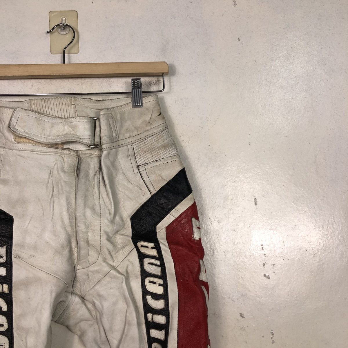 Japanese Brand 📌Vintage Leather Biker Pants Plicana Big Logo Size US 26 / EU 42 - 8 Thumbnail