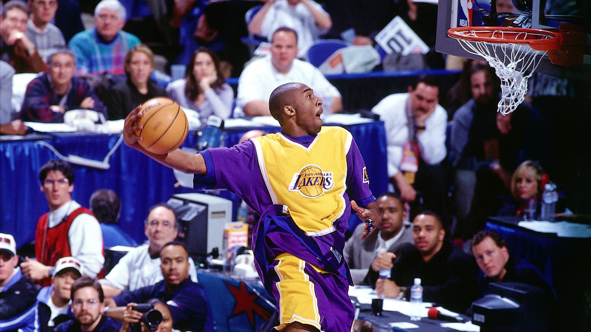 Champion RARE Vintage 90s CHAMPION Lakers Warm Up Shirt Kobe Bryant Size US L / EU 52-54 / 3 - 4 Thumbnail