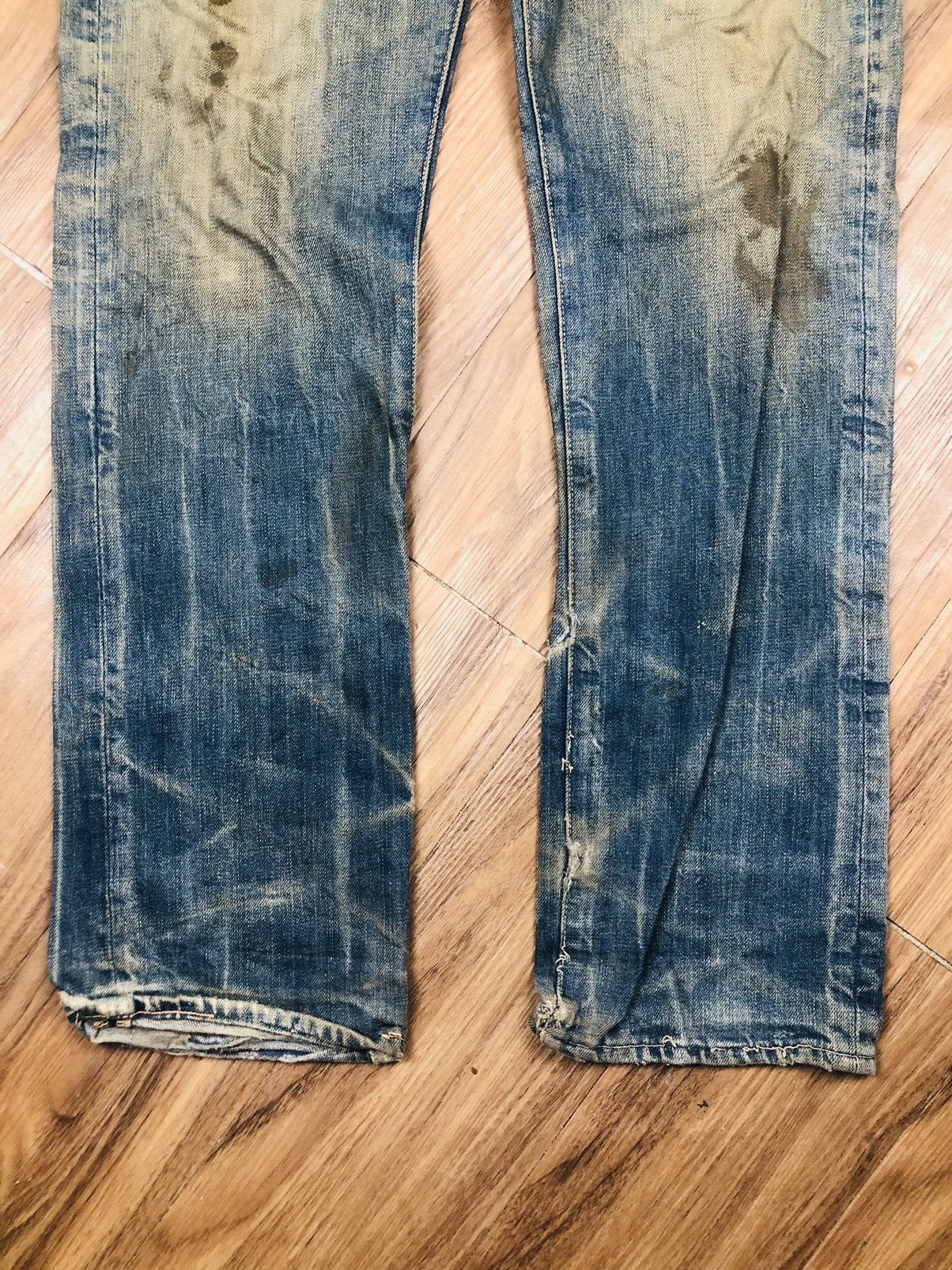 Journal Standard Jounal Standard Homestead Distress Jeans (37) Size US 29 - 4 Thumbnail