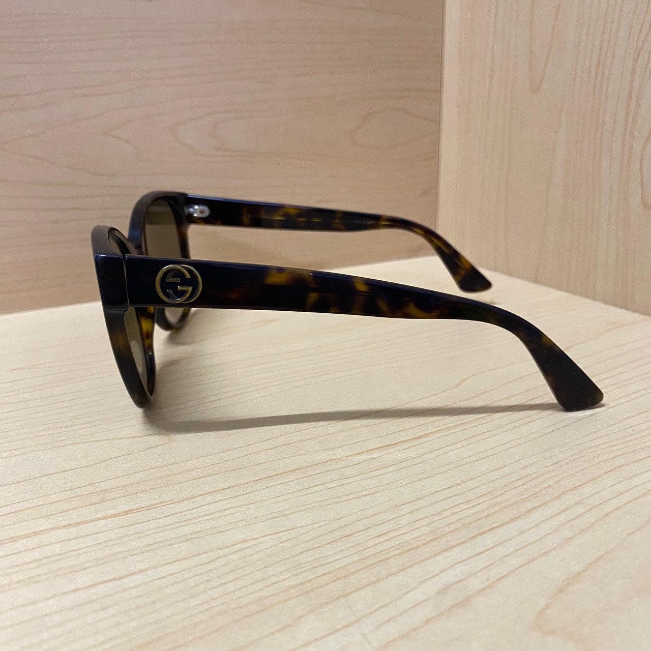 Gucci Gucci Women's Sensual Romantic GG0097S Fashion Cat Eye Size ONE SIZE - 6 Thumbnail