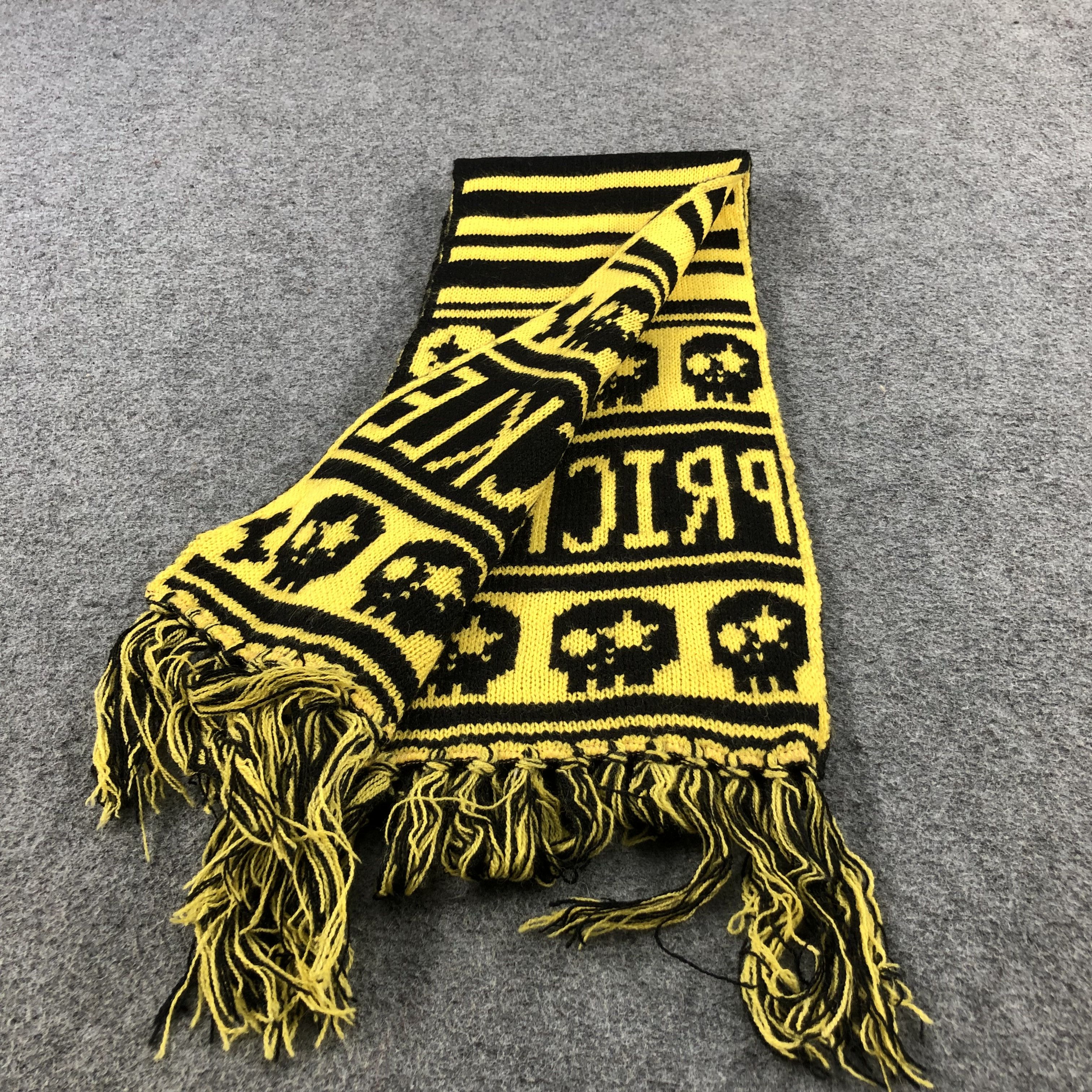 Seditionaries Prickle Skulls Wool Scarf Muffler V729 Size ONE SIZE - 4 Thumbnail