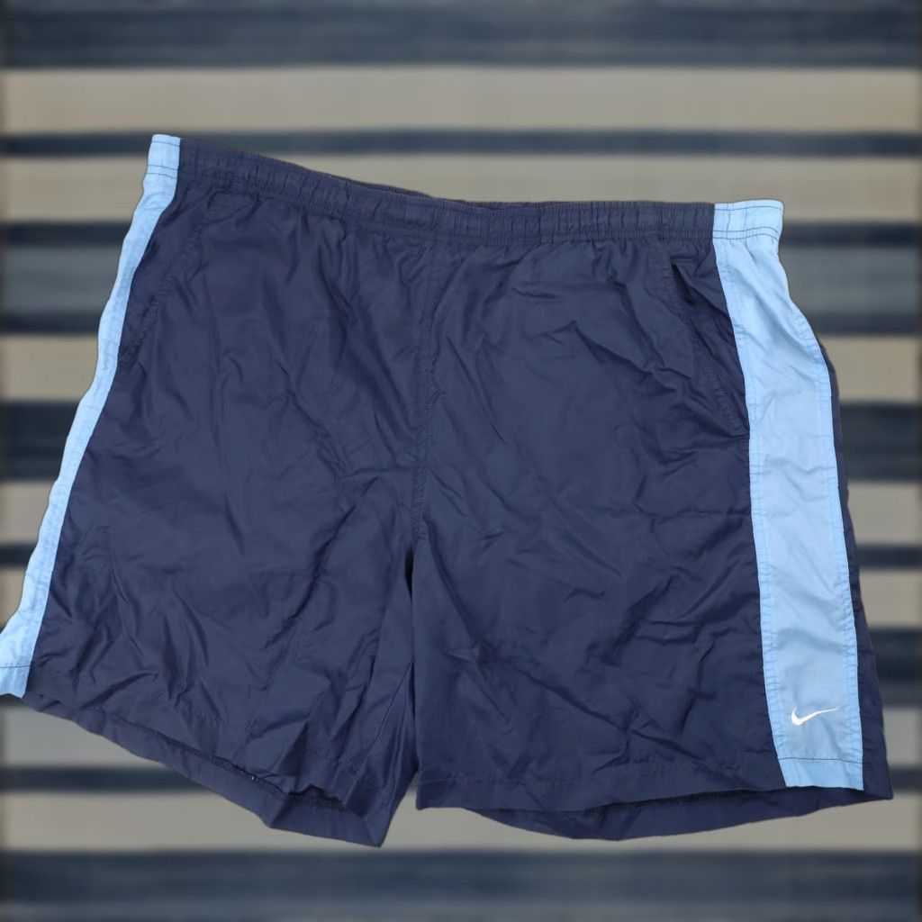Nike VINTAGE Nike Spellout Swim Trunks Shirt Men L Blue 90s Mens Size US 33 - 1 Thumbnail