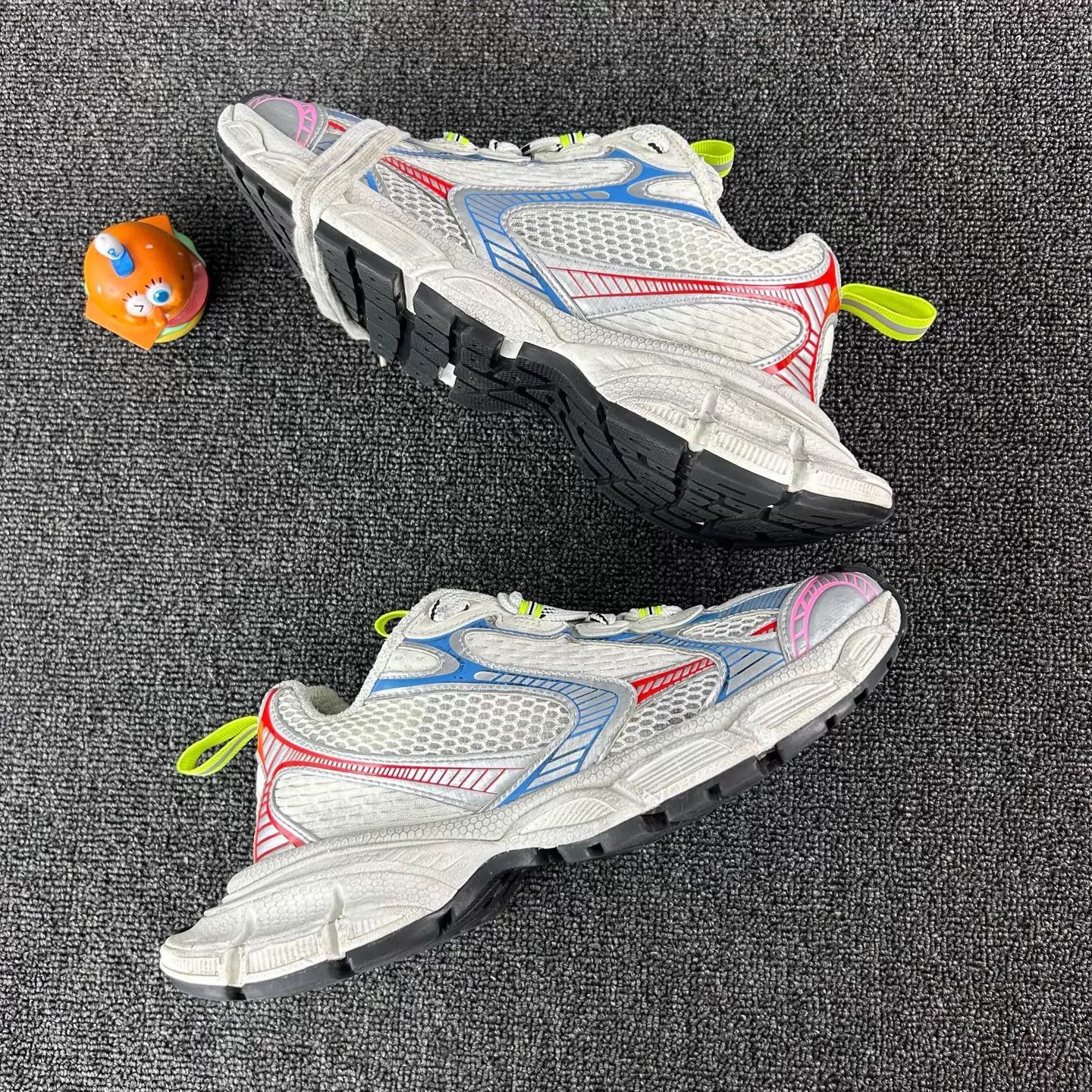 Balenciaga Balenciaga Color Blocked White/Blue/Red 38 Sneakers Size US 8 / IT 38 - 4 Thumbnail