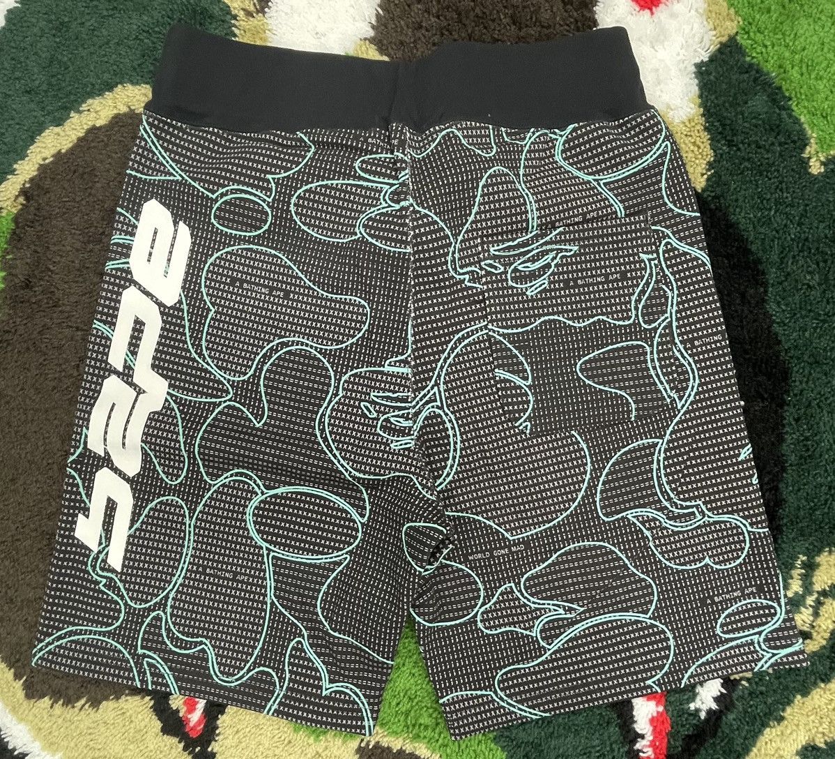 Bape BAPE TEXT CODE CAMO SWEAT SHORTS Size US 30 / EU 46 - 2 Thumbnail