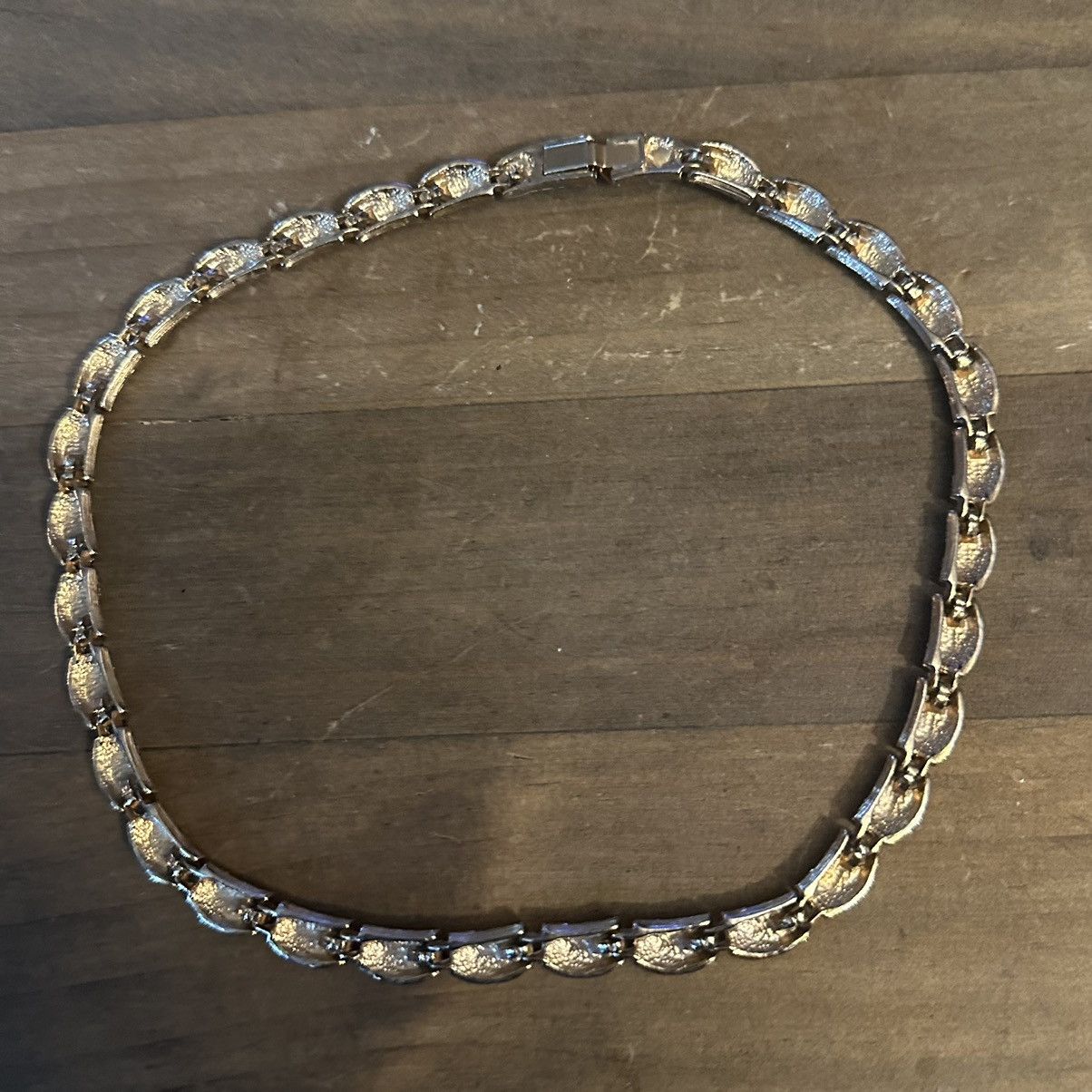 Vintage Vintage rhinestone accent scalloped link necklace Size ONE SIZE - 4 Thumbnail