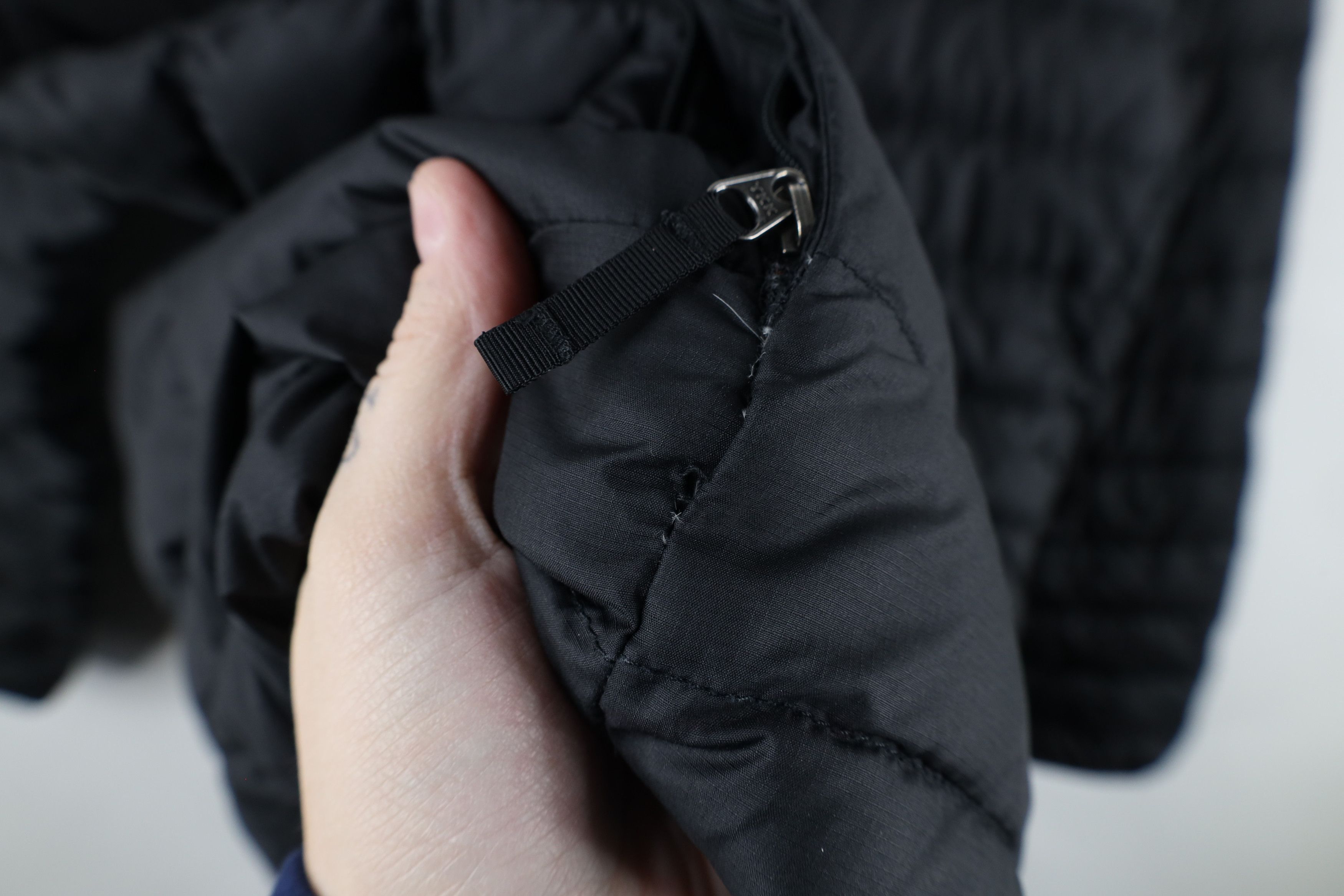 The North Face × Vintage The North Face Spell Out Flare Duck Down Puffer Jacket Size US L / EU 52-54 / 3 - 8 Thumbnail