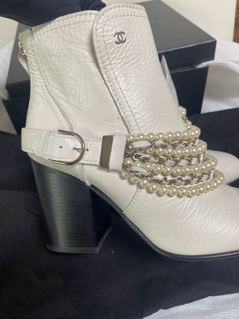 Chanel Chanel Pearl Chain High Heel Booties -2505 Size US 9.5 / EU 42-43 - 2 Thumbnail