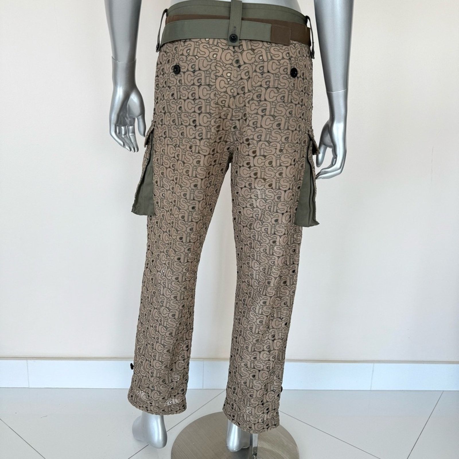 Sacai SACAI women pants embroidery size 2 or M Authentic 1950$ Size 28" / US 6 / IT 42 - 5 Thumbnail