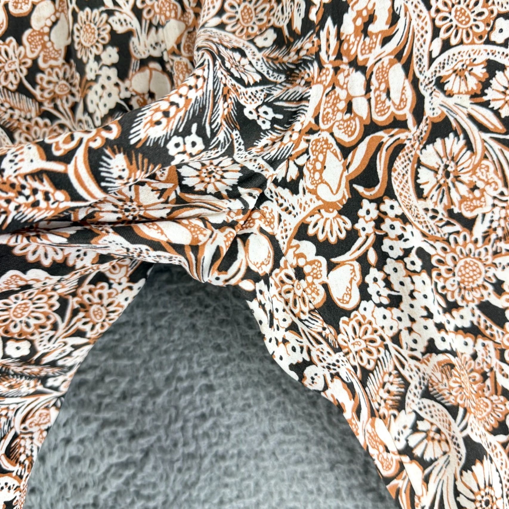 Anthropologie VINTAGE Anthropologie Satin Flare Pant Brown Floral High-Rise Side Zip Boho Hippie Size 32" / US 10 / IT 46 - 3 Thumbnail