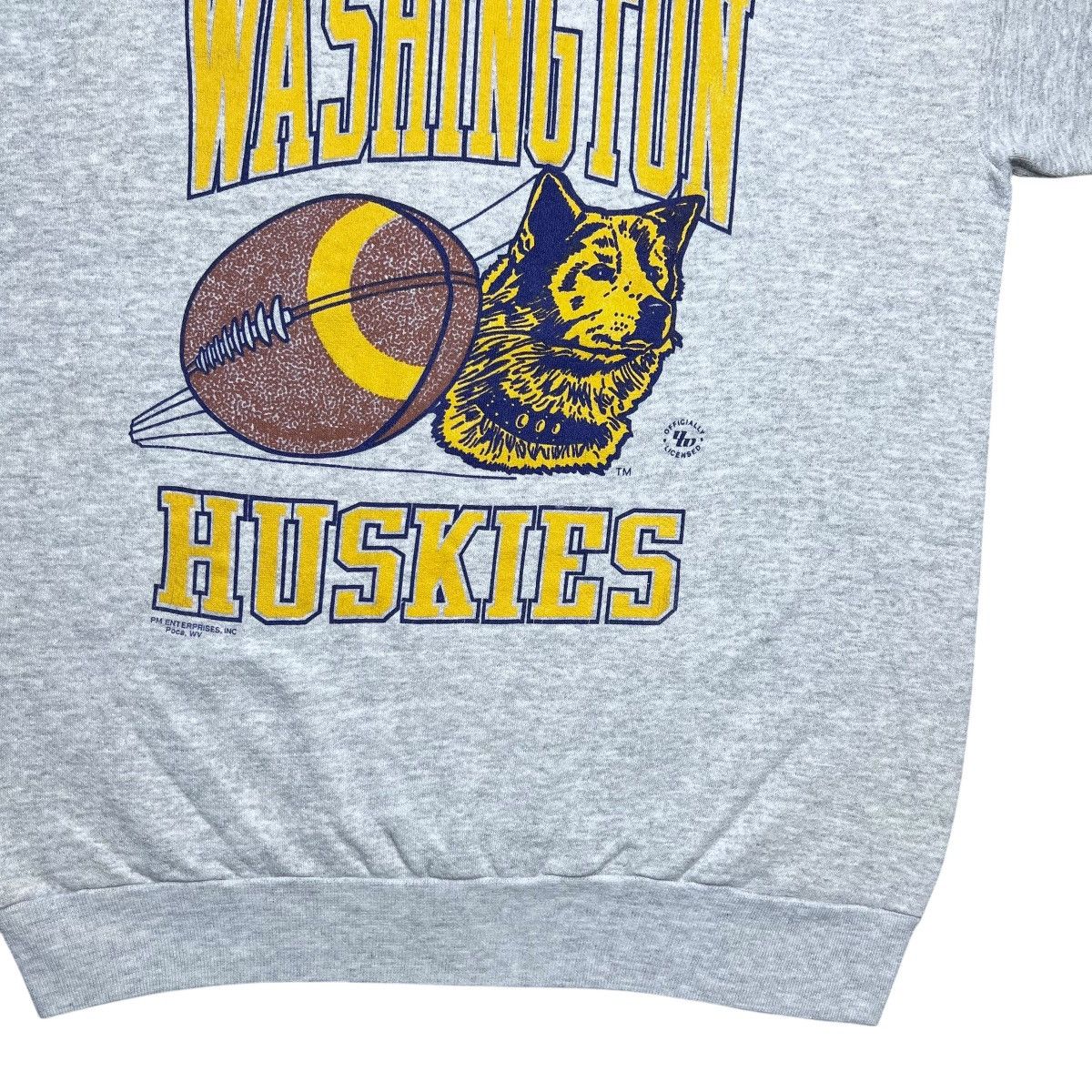 NCAA 90s Washington Huskies Spell Out Mascot Football Sweatshirt Size US L / EU 52-54 / 3 - 8 Thumbnail