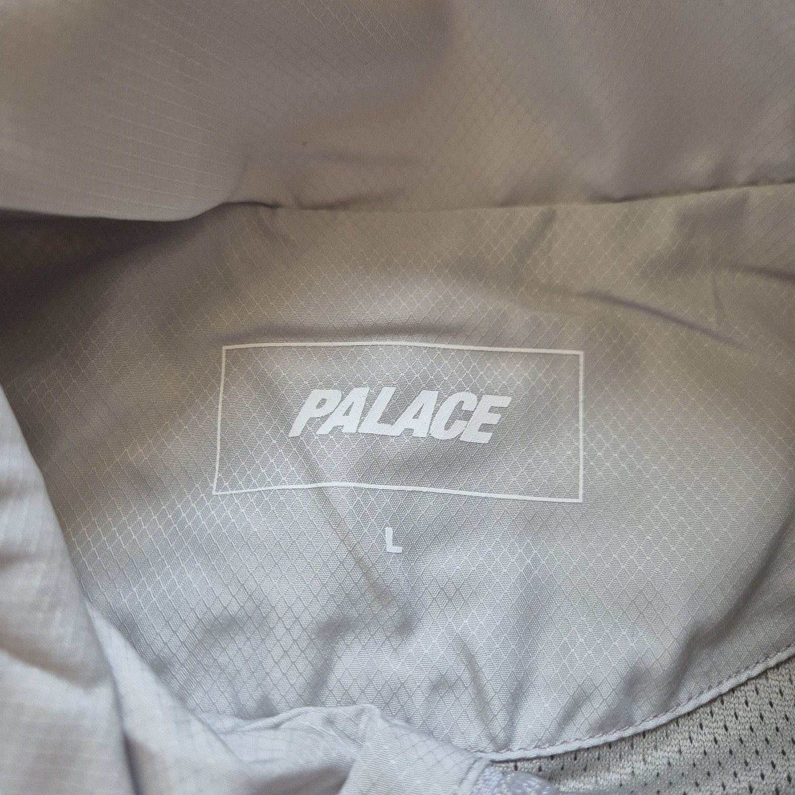 Palace Palace Run-It Vest Arctic Grey Large SS24 Size US L / EU 52-54 / 3 - 5 Thumbnail