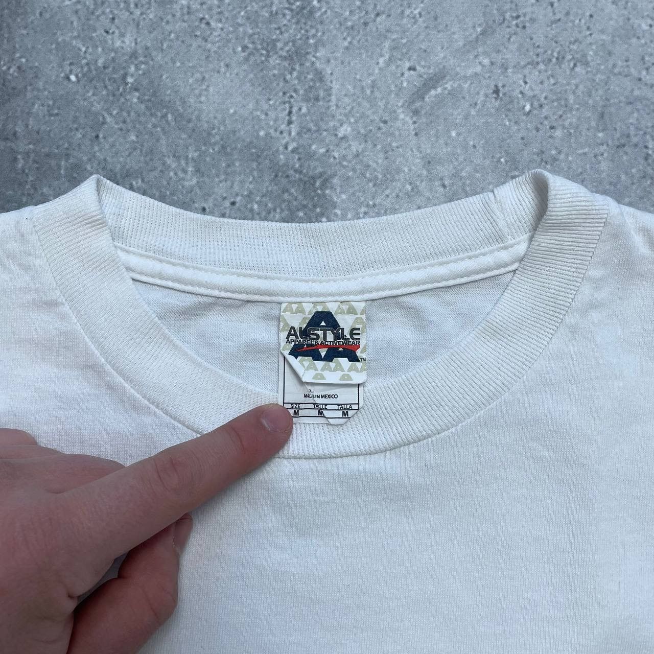 Vintage Vintage Quote Jesus Loves You, But I'm His Favorite T Shirt Size US M / EU 48-50 / 2 - 3 Thumbnail