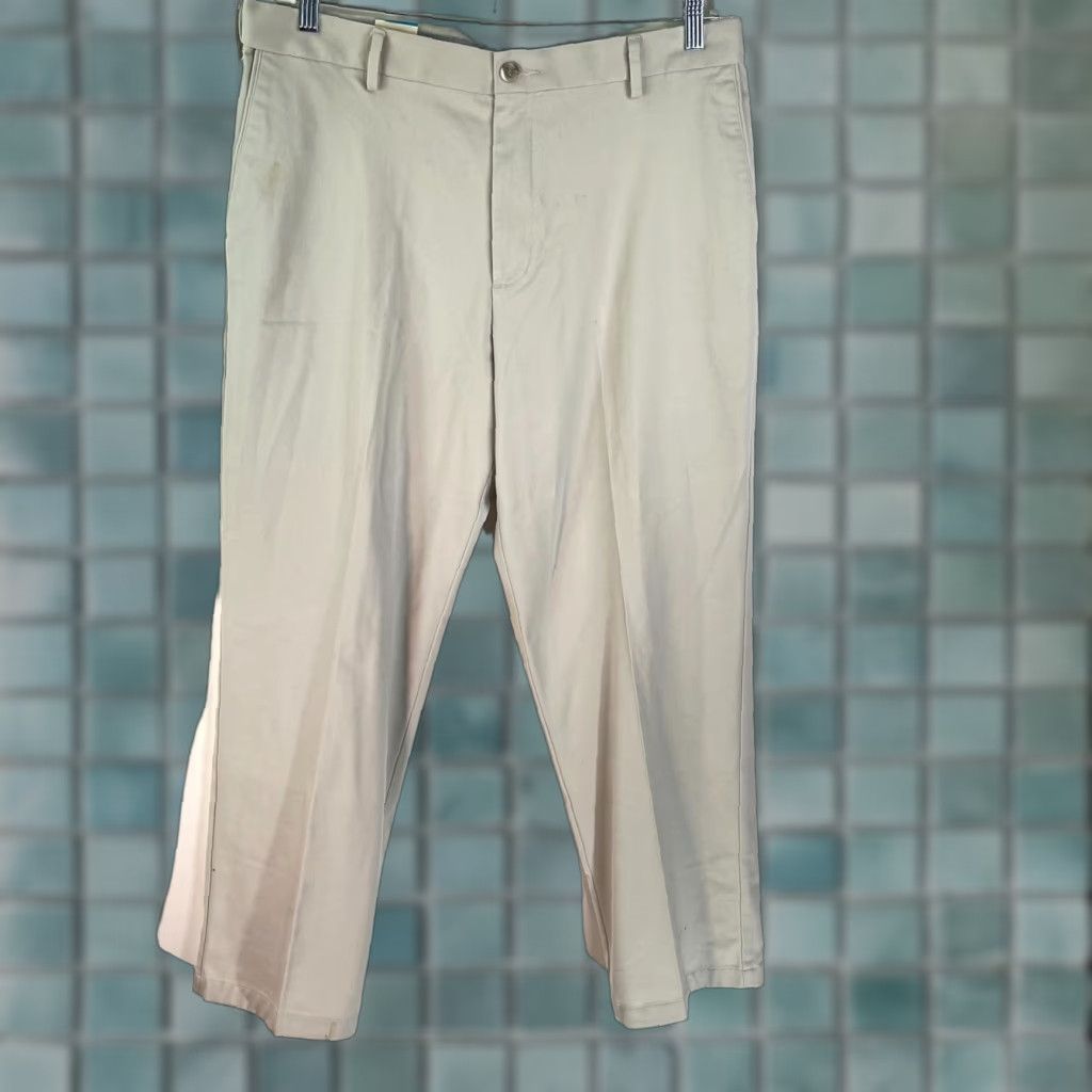 Dockers VINTAGE? No—But New Dockers Relaxed Fit Chino Pants Mens Size 36 Regular Beige 100% Cotton Flat Front Inseam 32" Straight Leg Work Casual Dresswear Size US 36 / EU 52 - 1 Thumbnail