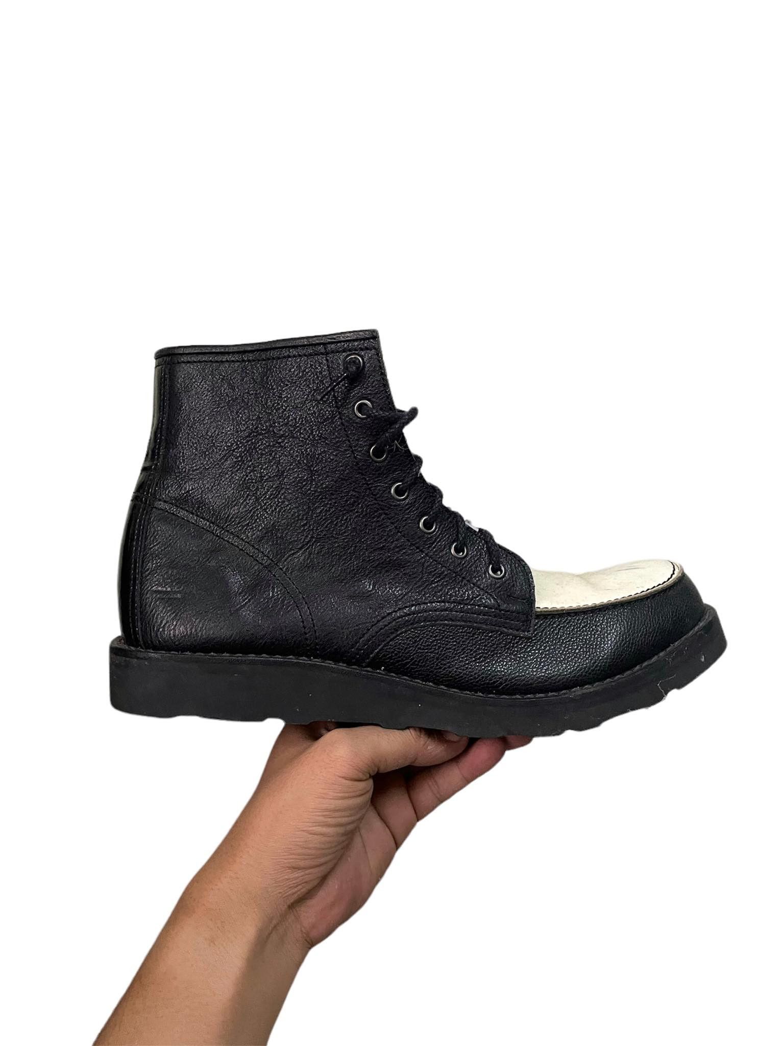 Japanese Brand QNINE(9) two tones color boot VIBRAM sole Size US 10 / EU 43 - 8 Thumbnail