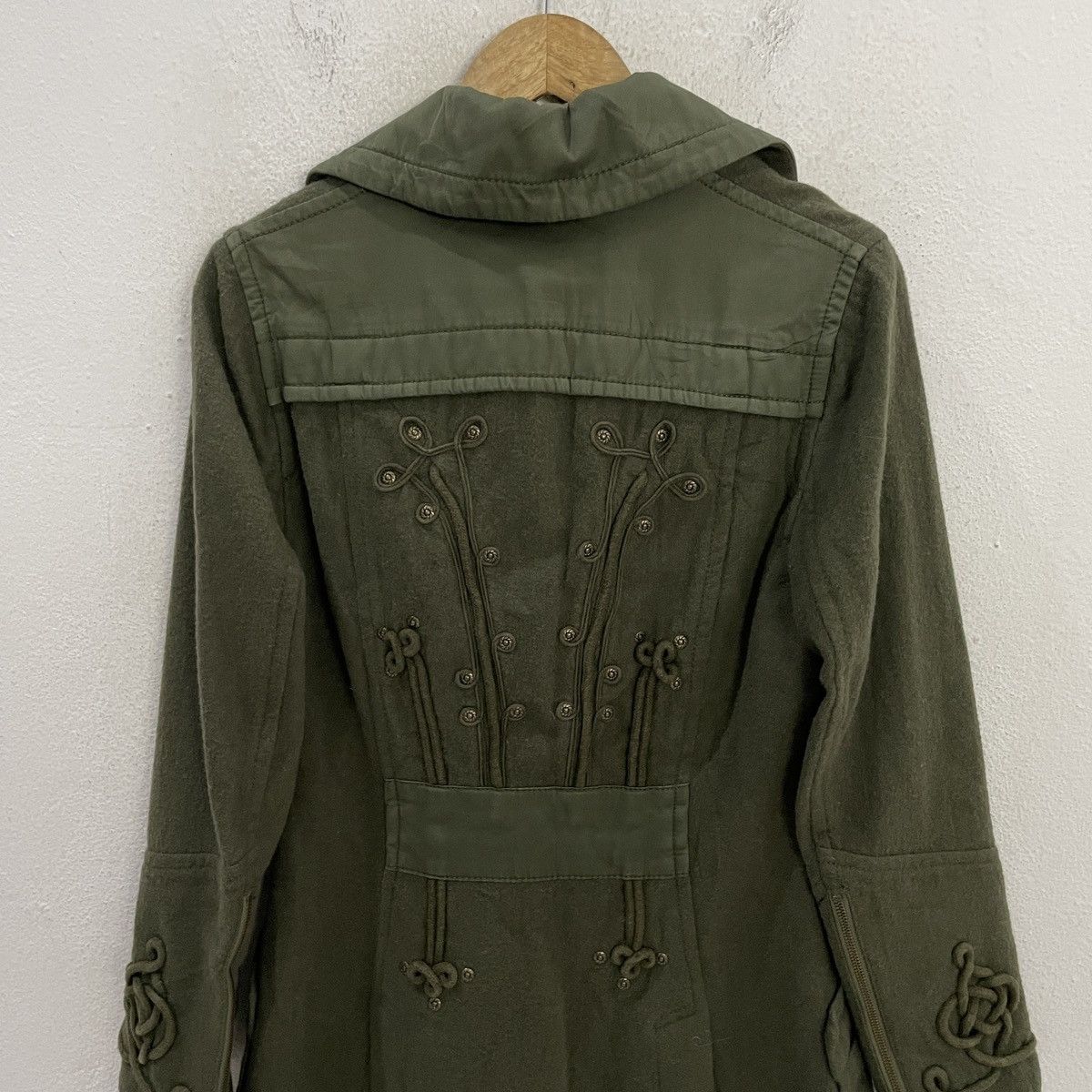 Japanese Brand Vintage Oilily Embroidery Petern Trench Coat Size L / US 10 / IT 46 - 11 Thumbnail
