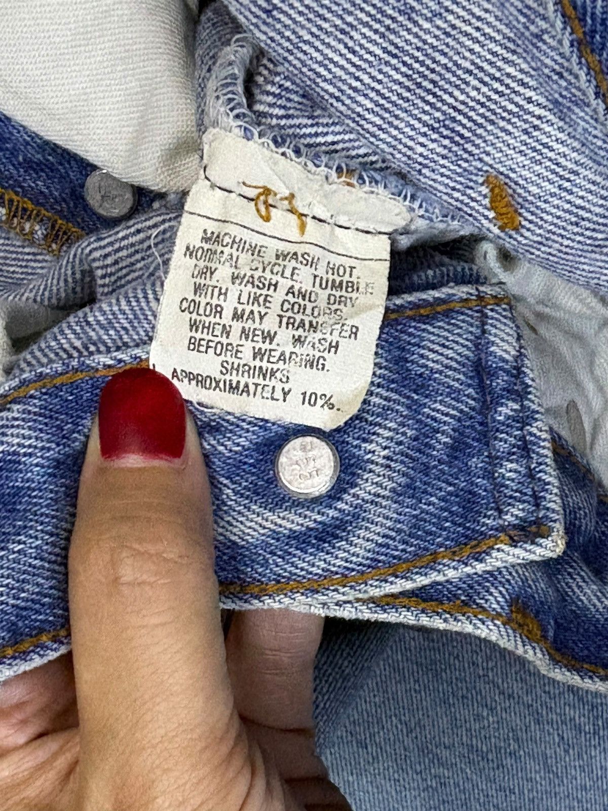 Levi's Vintage 80s Levis 501 Blue Wash Distressed Loose Jeans Size US 28 / EU 44 - 10 Thumbnail