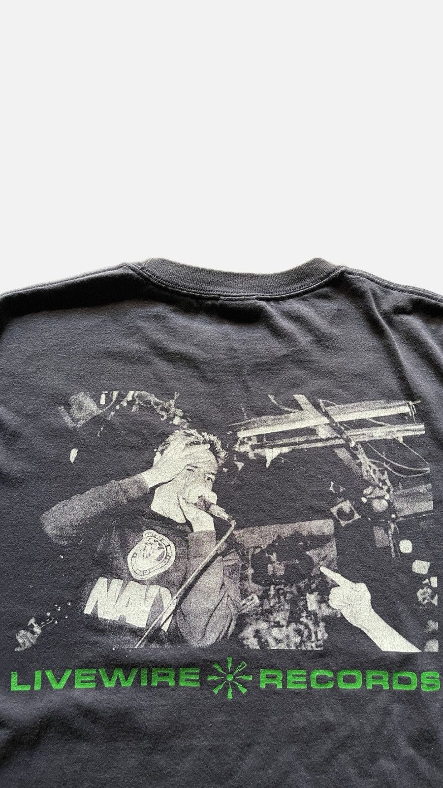 Band Tees VINTAGE 00’S BOLD HARDCORE LONGSLEEVE Size US M / EU 48-50 / 2 - 3 Thumbnail