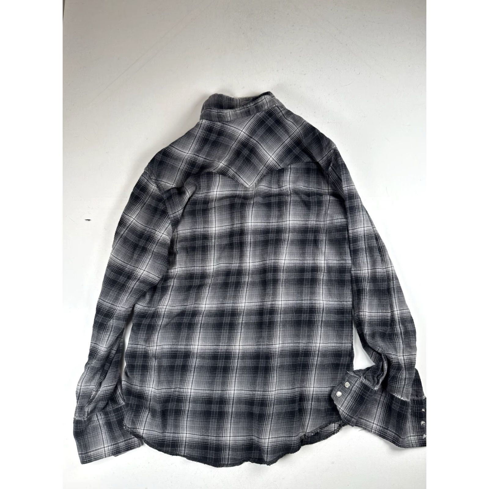Wrangler Wrangler Shirt Mens Medium Western Pearl Snap Flannel Plaid Multicolor Long Sleeve Button-Up Snap Mens Size US M / EU 48-50 / 2 - 5 Thumbnail