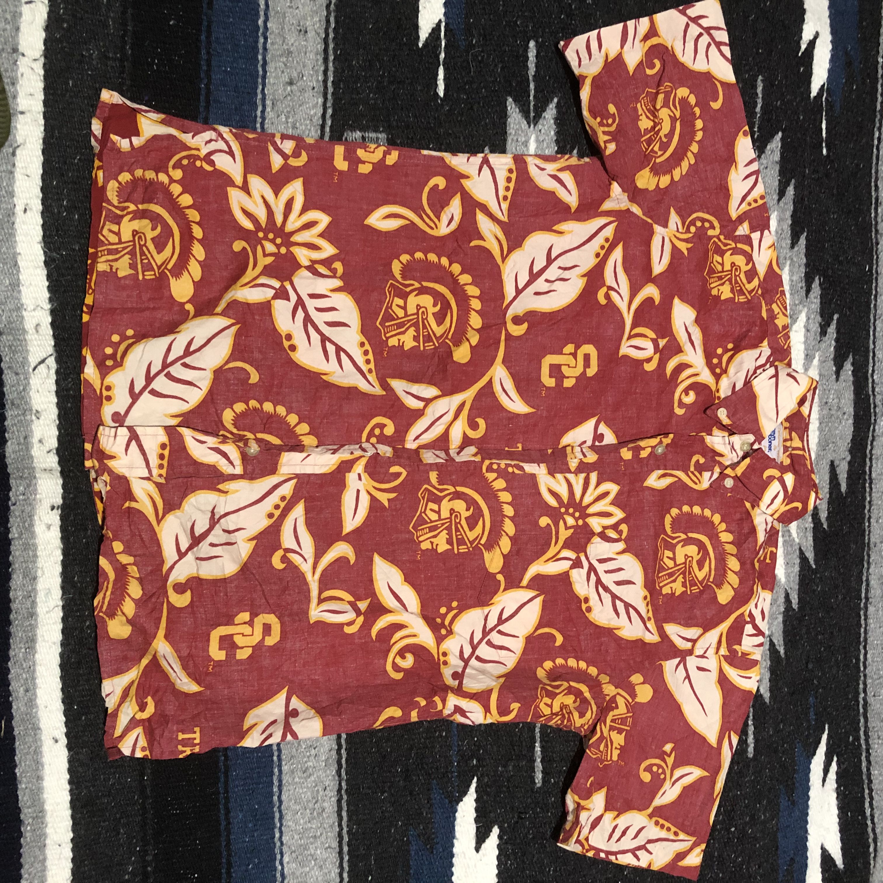 Vintage Reyn Spooner X Team Trojan USC aloha hawaiian shirt