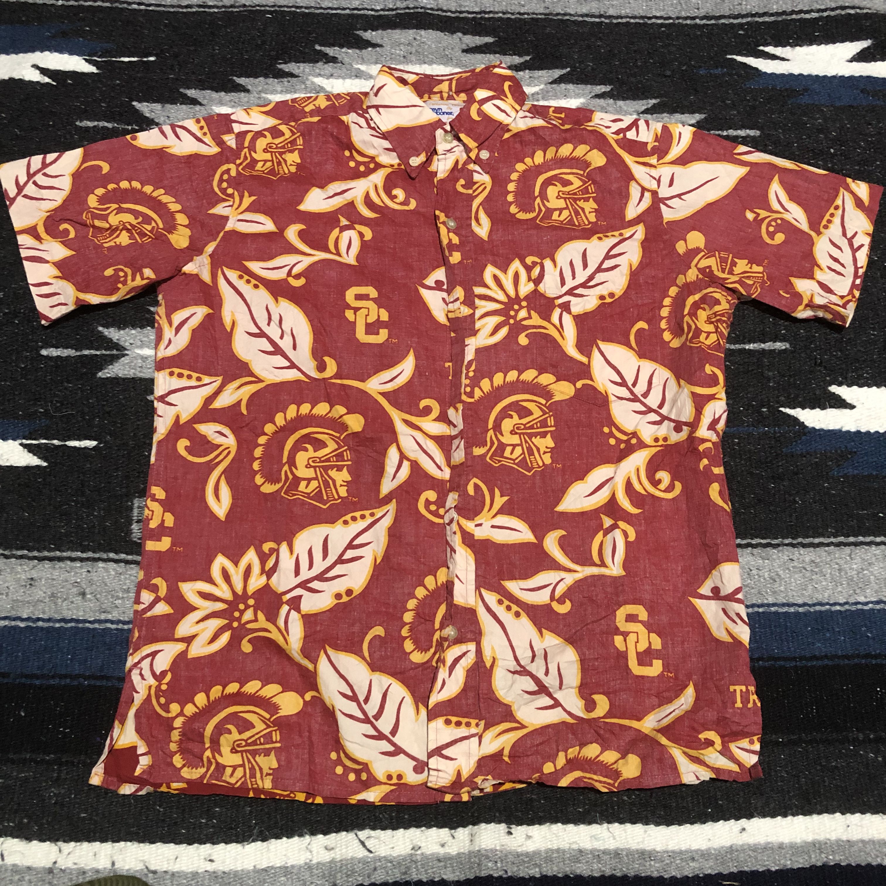 Reyn Spooner Vintage Reyn Spooner X Team Trojan USC aloha hawaiian shirt Size US XS / EU 42 / 0 - 1 Thumbnail