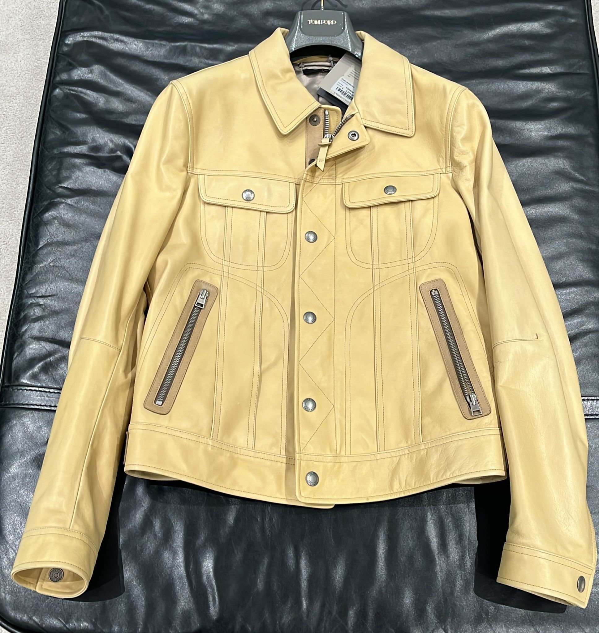 Tom Ford o1loc1c0725 TFL853 Leather Wear Jacket in Beige Size US M / EU 48-50 / 2 - 1 Thumbnail