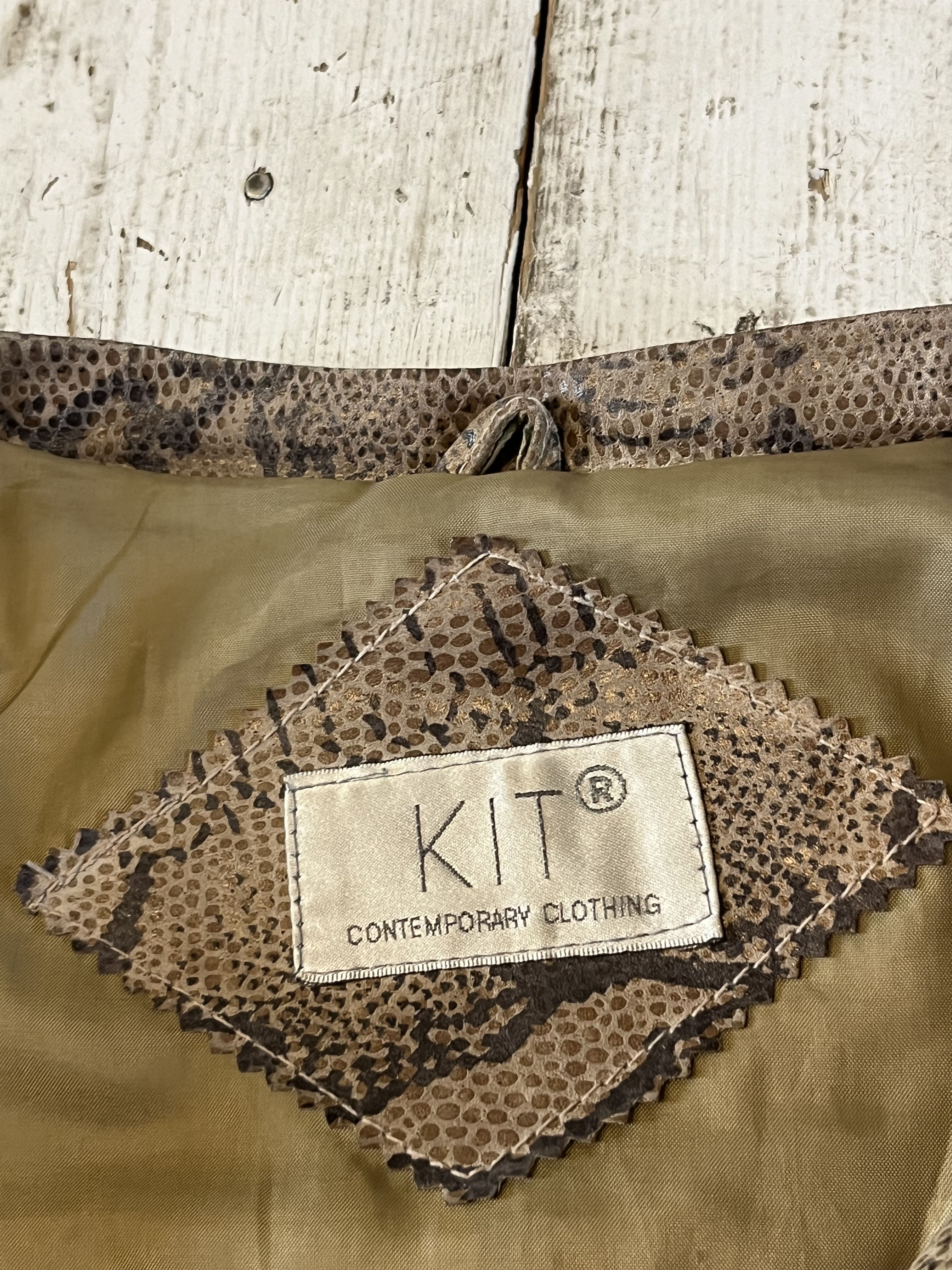 Vintage Vintage Real Leather Snake Pattern Cropped Jacket Size US XS / EU 42 / 0 - 6 Thumbnail