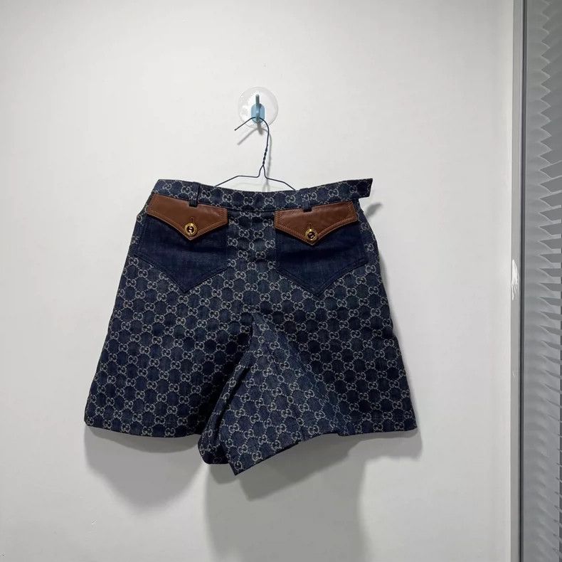 Gucci Gucci Blue printed denim shorts 2504-Nextarrow Size 26" / US 2 / IT 38 - 2 Thumbnail