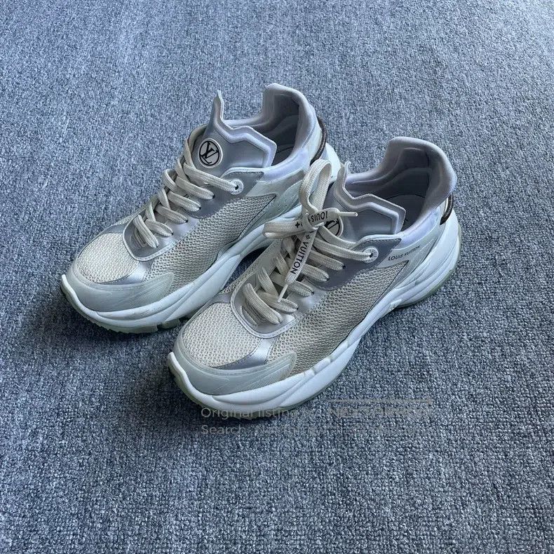 Louis Vuitton Louis Vuitton Run 55 logo lace-up low-top sneaker Size US 6 / EU 39 - 1 Thumbnail