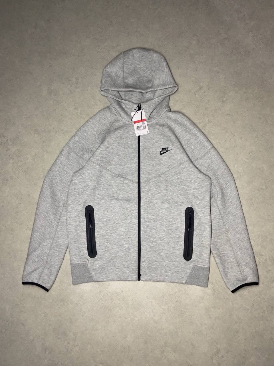 image of Nike Tech Fleece Gray in Grey, Men's (Size Large)