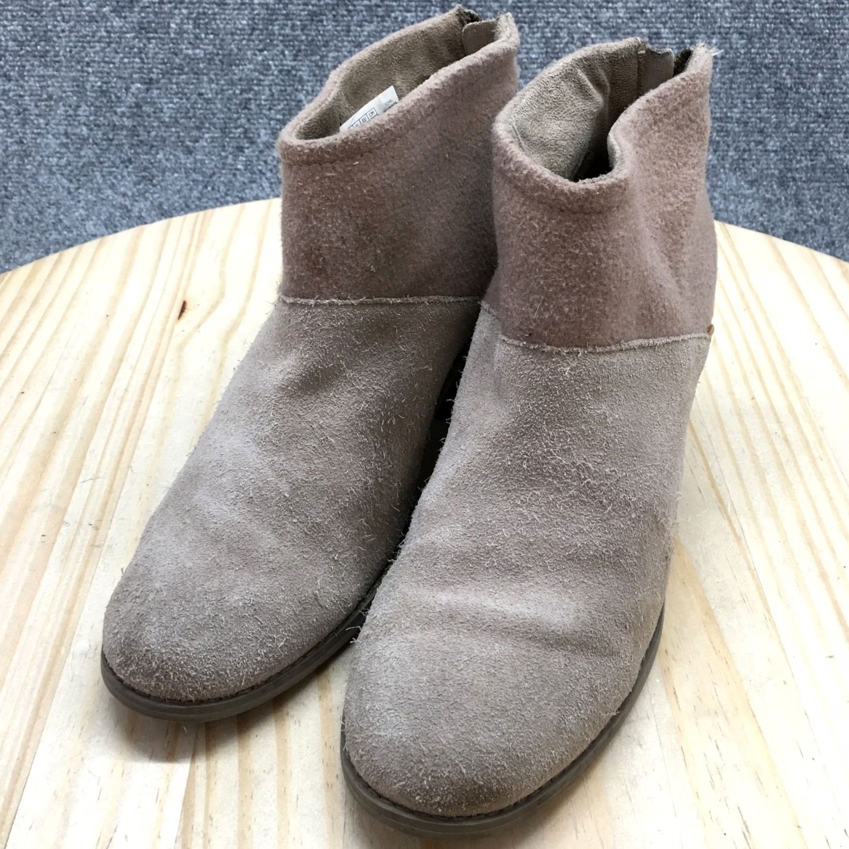Toms TOMS Boots Womens 8 Lacy Casual Back Zip Ankle Bootie Taupe Suede Heels Size US 8 / IT 38 - 4 Thumbnail