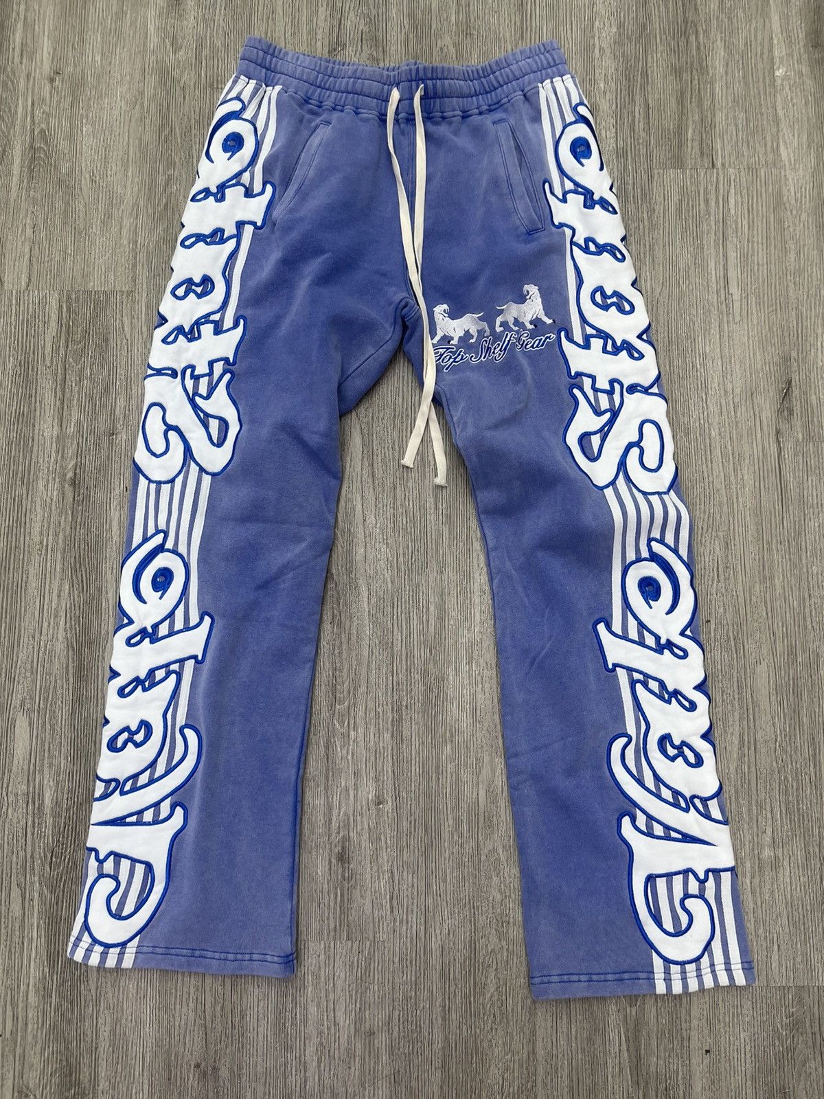 Vale Vale lives “insignia” Sweatpants (blue) Size US 30 / EU 46 - 1 Thumbnail